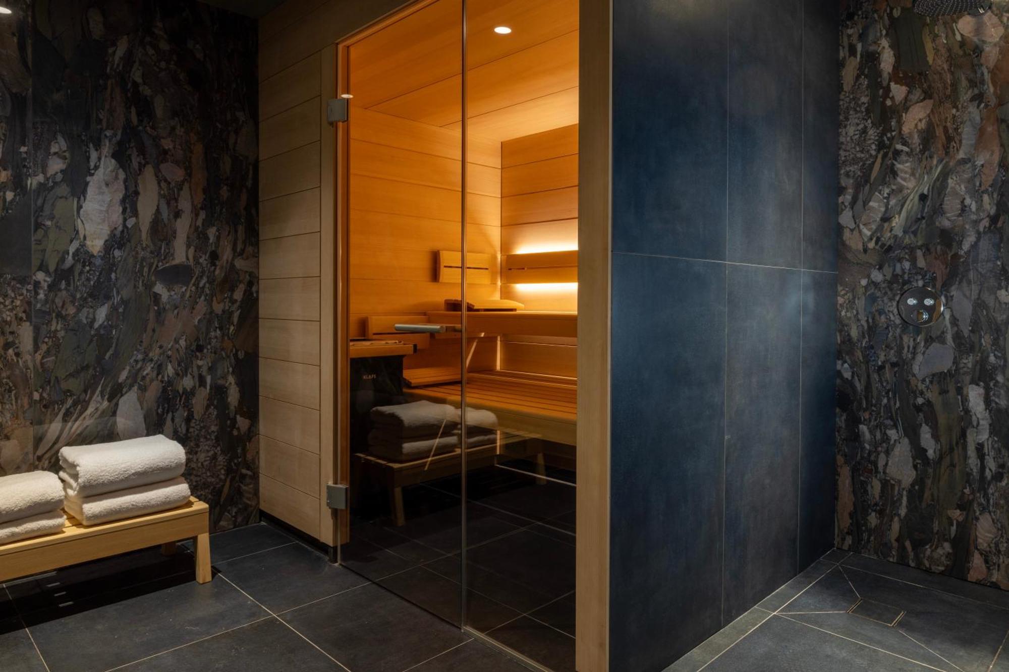 Des Carmes By Malone Hotel 4*