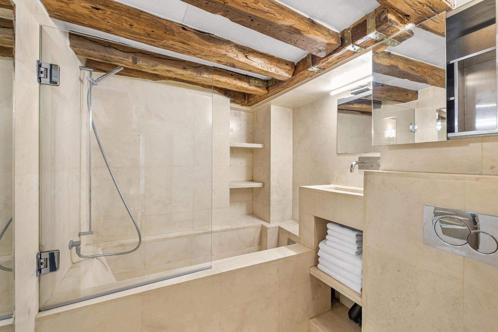 Apartment Caprice Amour