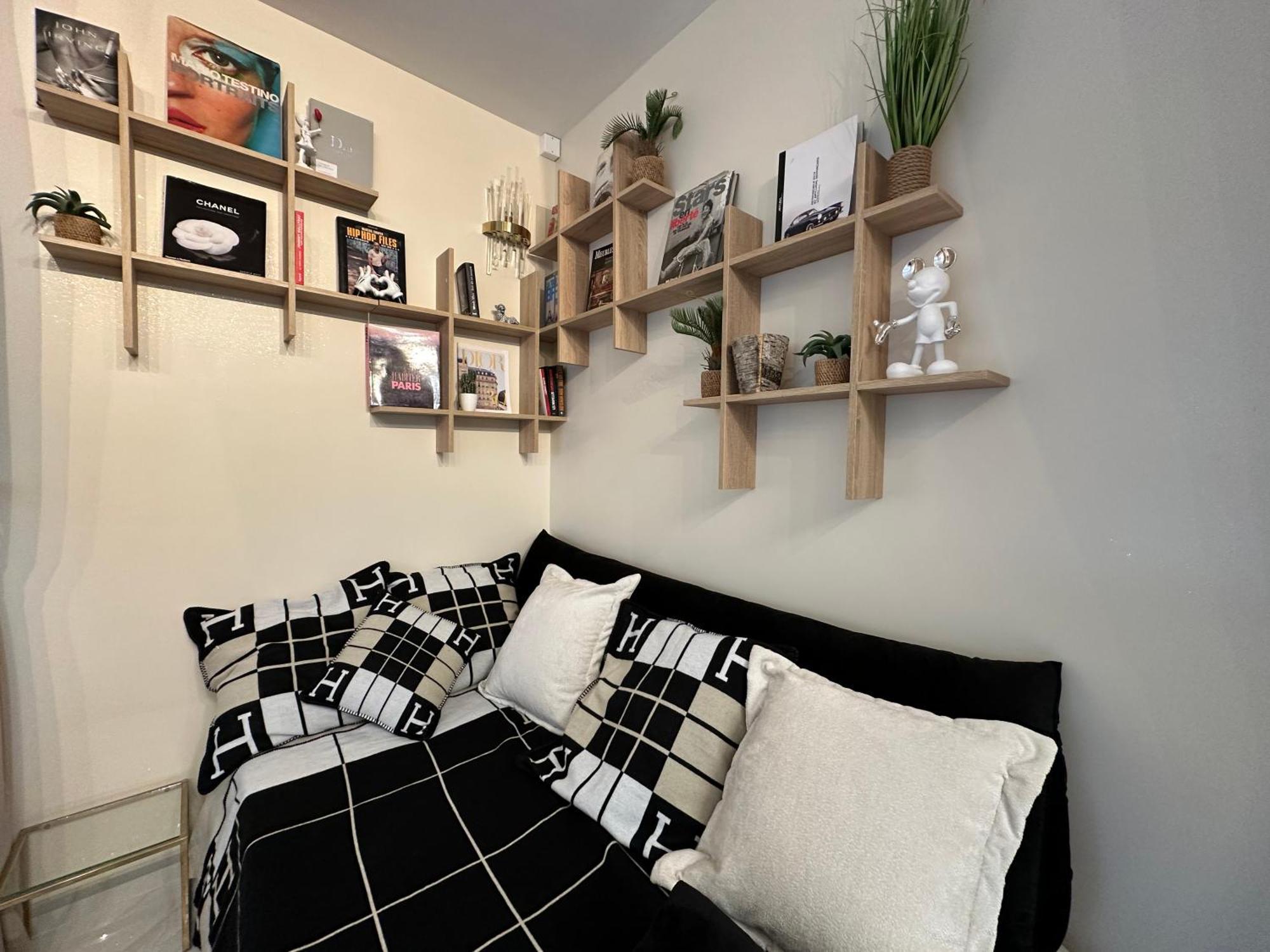 21a Marechal Foch Avenue Champs-elysees Parigi