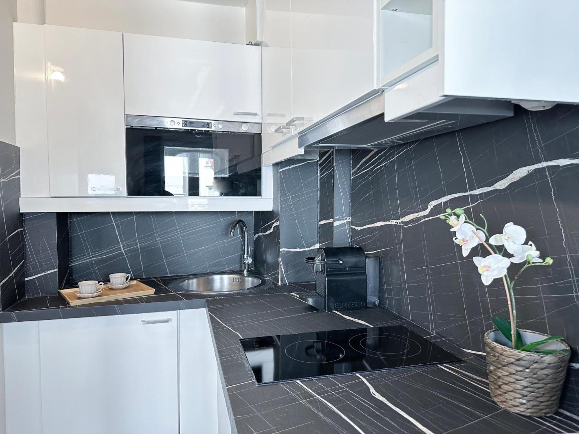 Appartamento Chic Flat In Pantheon & Luxembourg Garden *