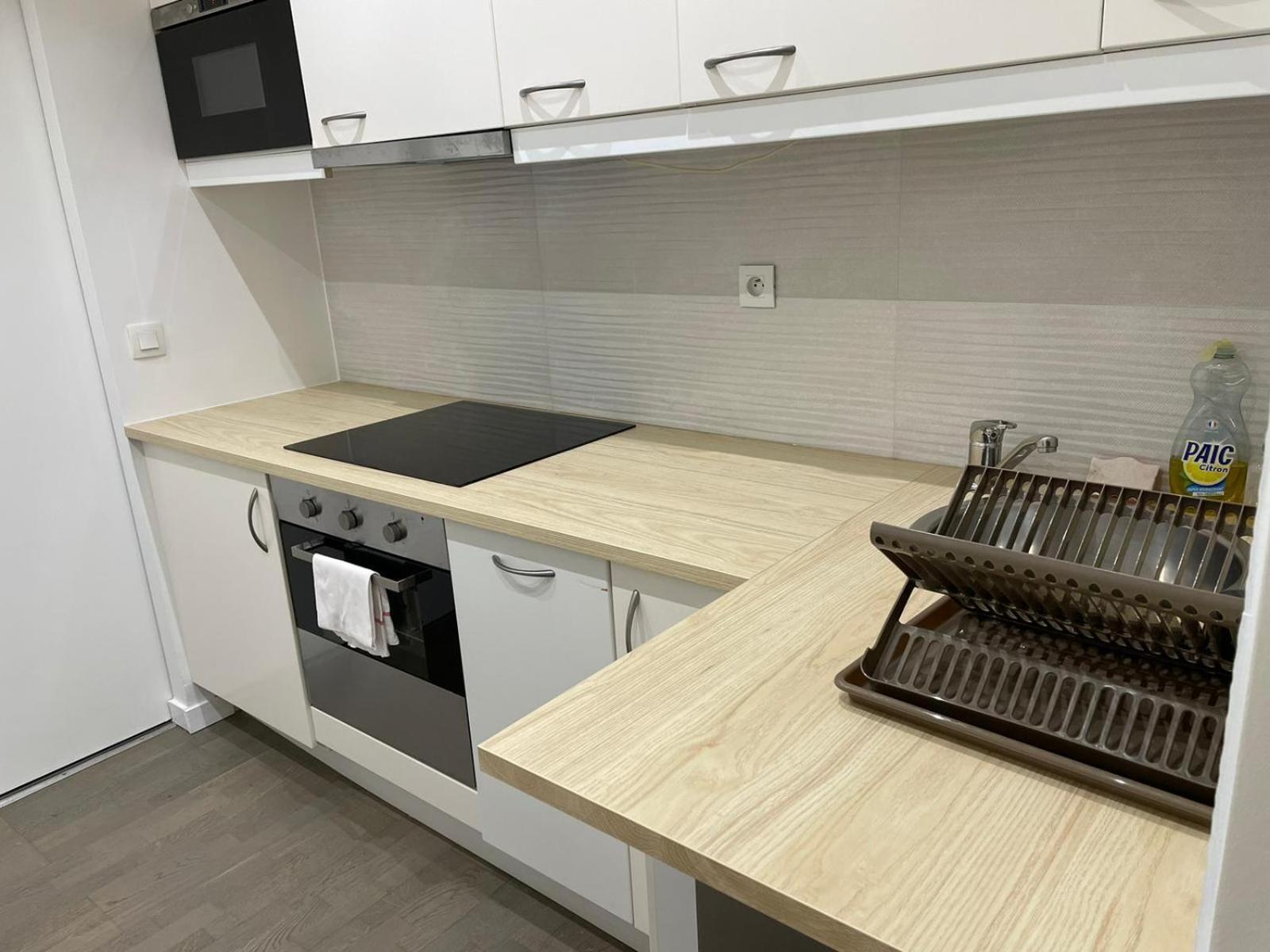 Appartamento 4p Calme/full Equipped/charonne/perelachese