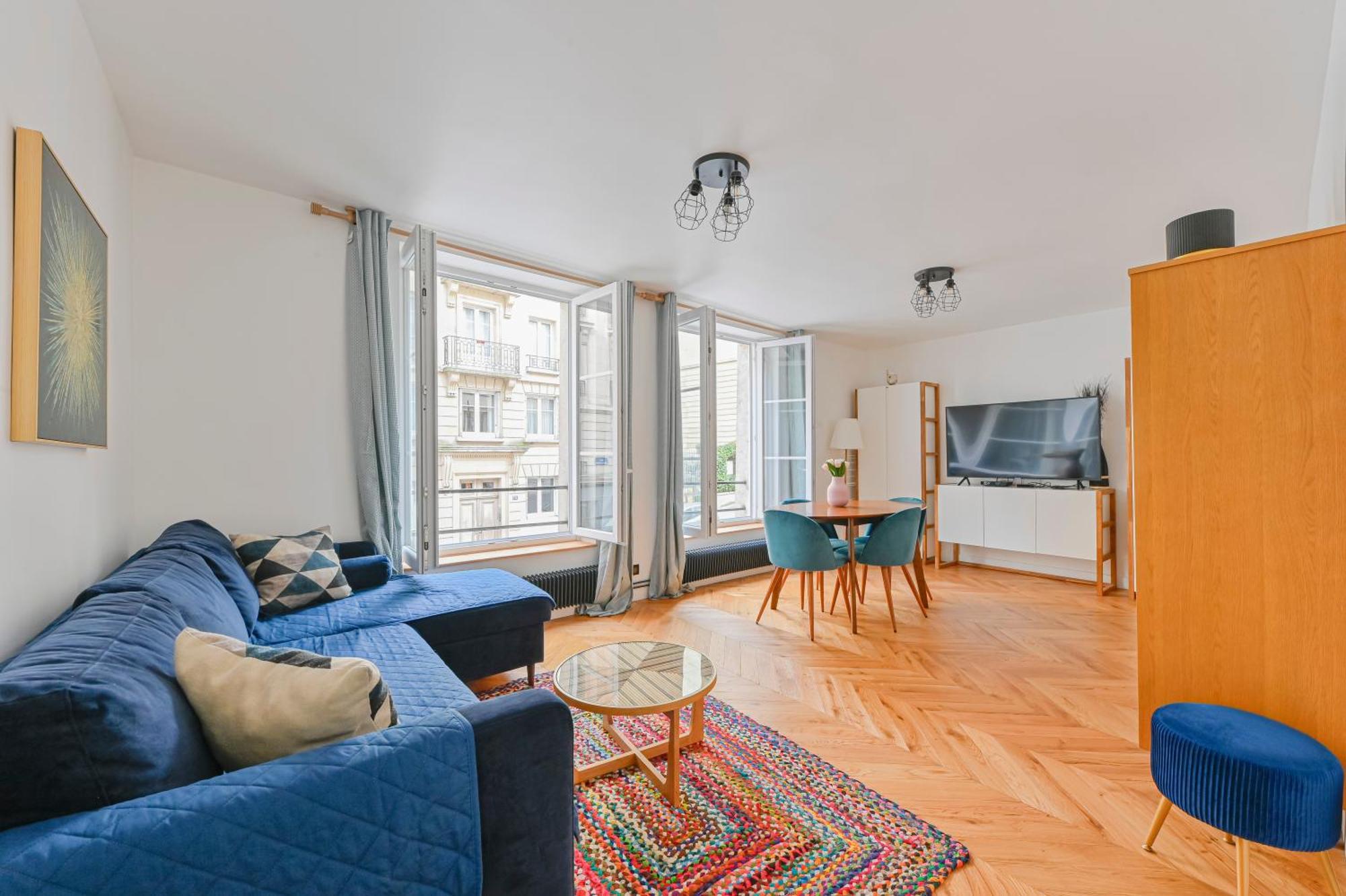 Apartment Pantheon *