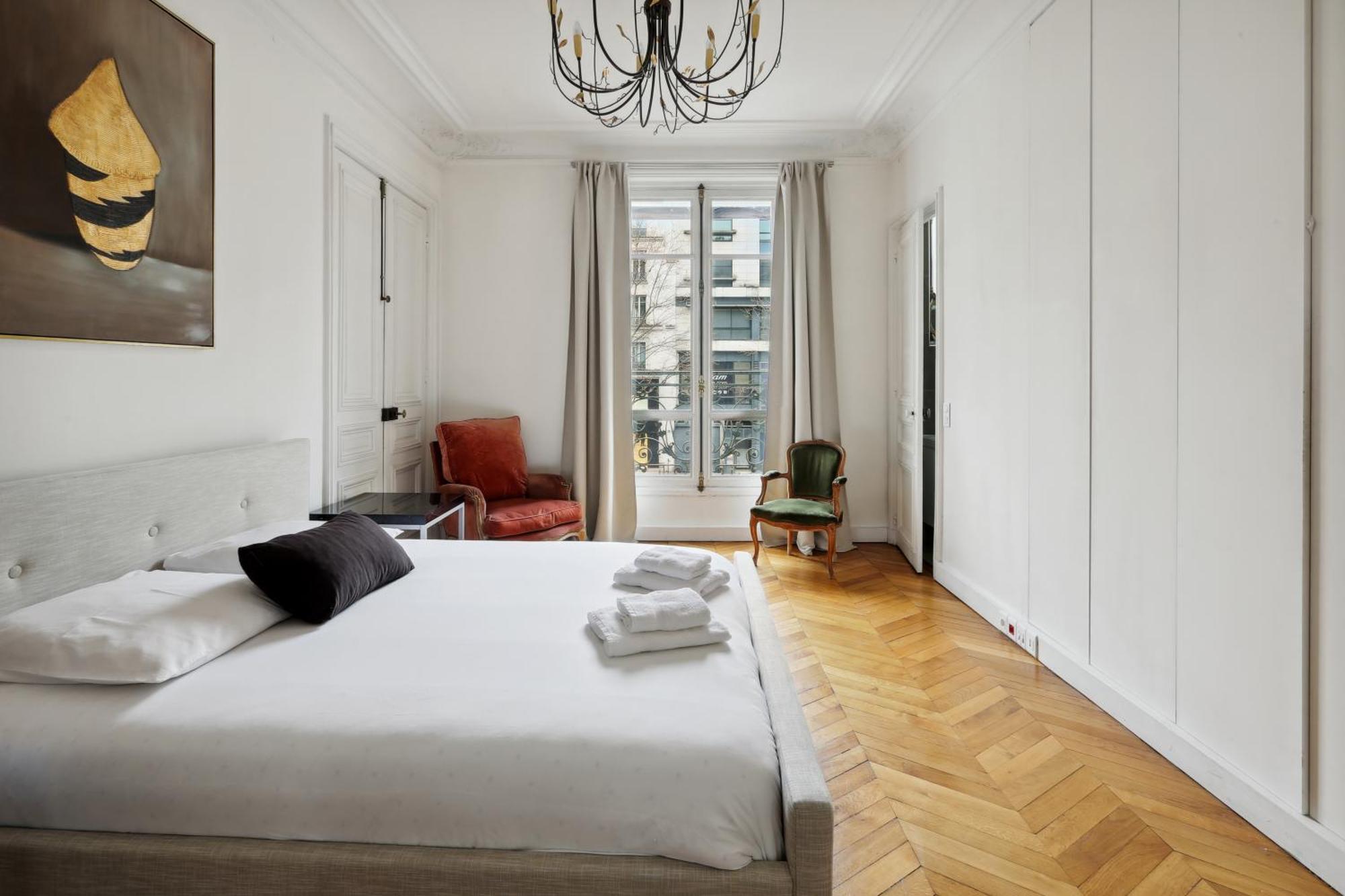 Appartamento De Standing Proche De L'avenue Des Champs Elysées By Weekome *