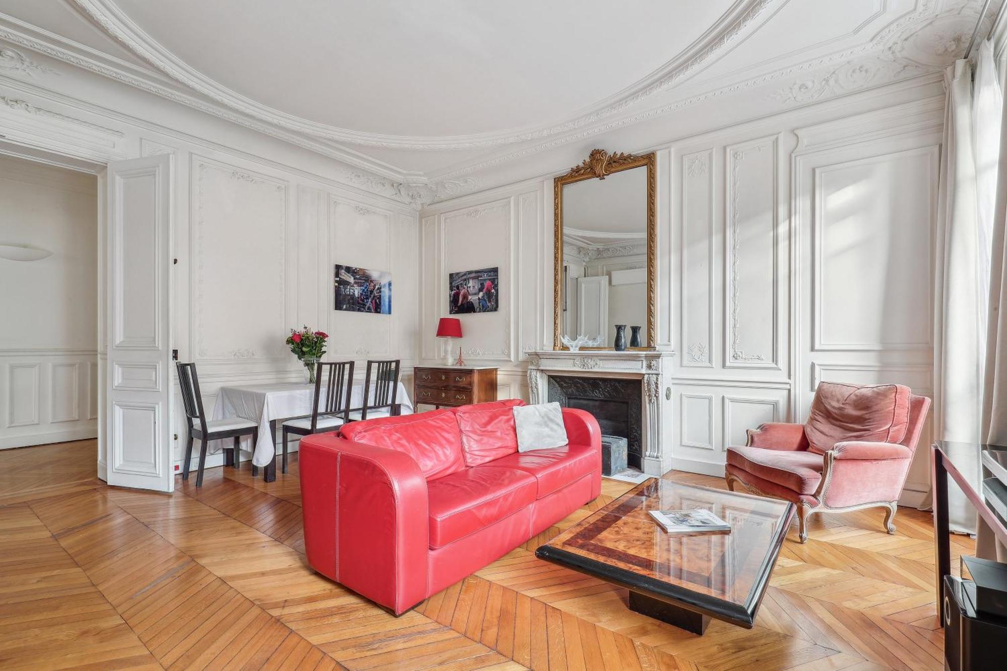 Appartamento De Standing Proche De L'avenue Des Champs Elysées By Weekome