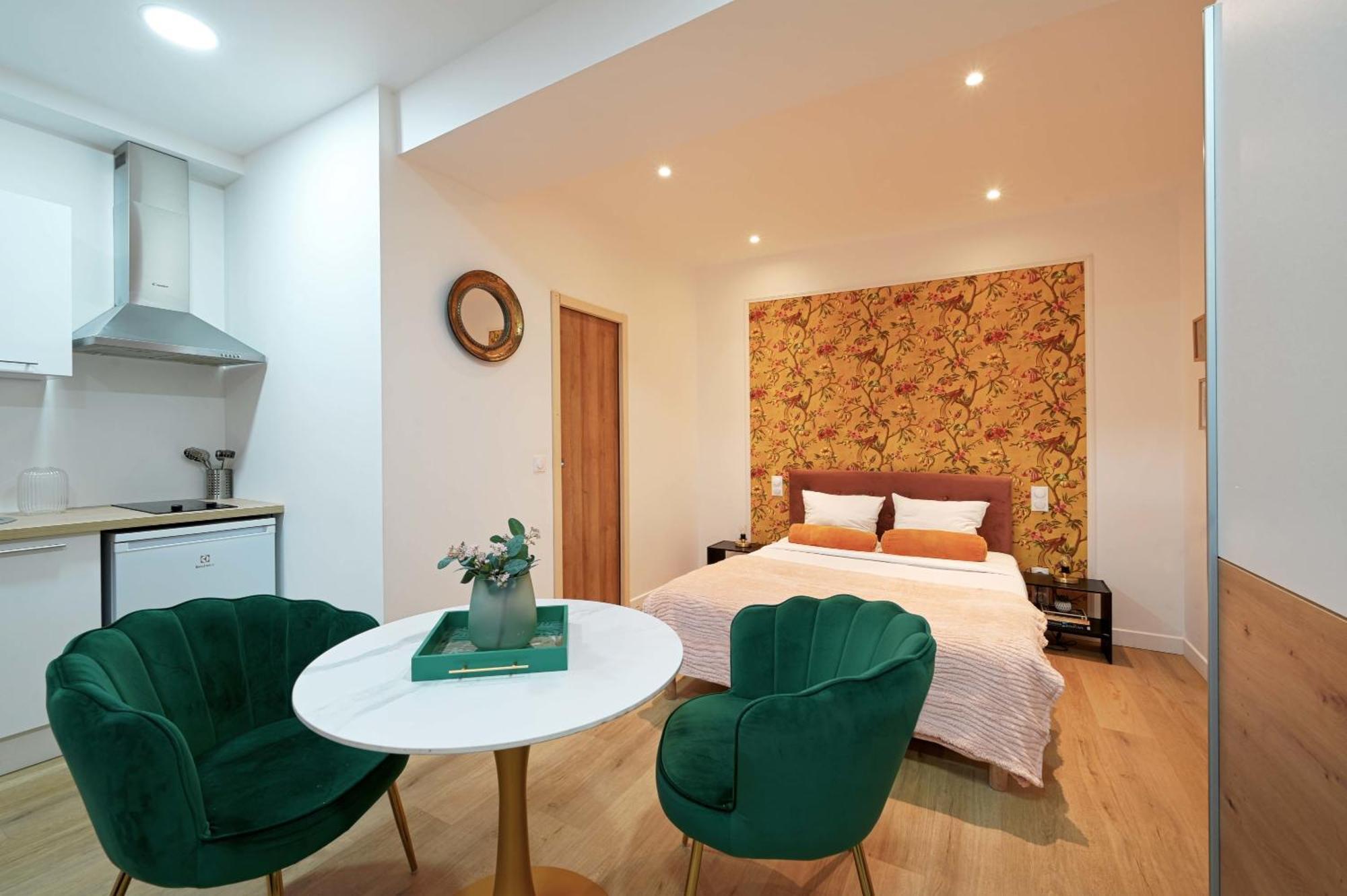 Modern Renovated Studio With A Touch Of Gilded Glamour Central Paris