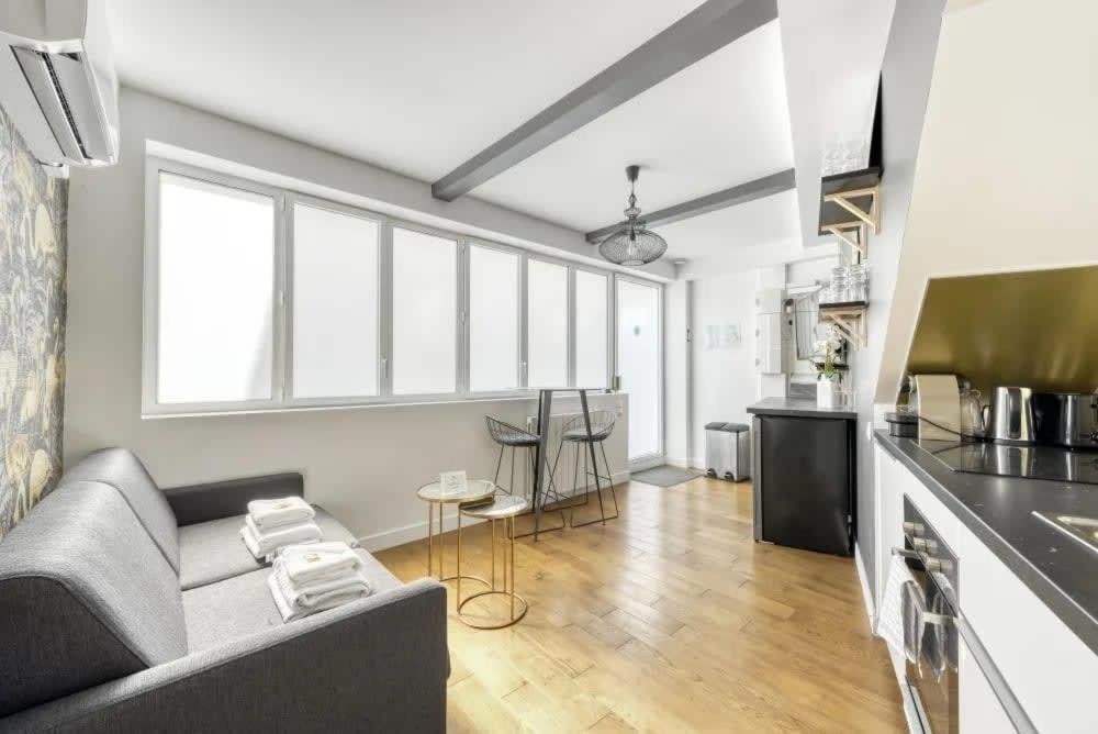 Montmartre Cozy And Bright 1bd With Terrace * Parigi