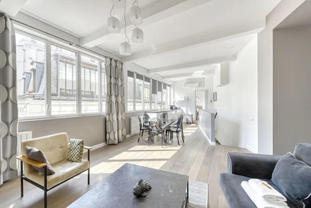 Montmartre Stylish And Bright 3bd With Terrace Paris