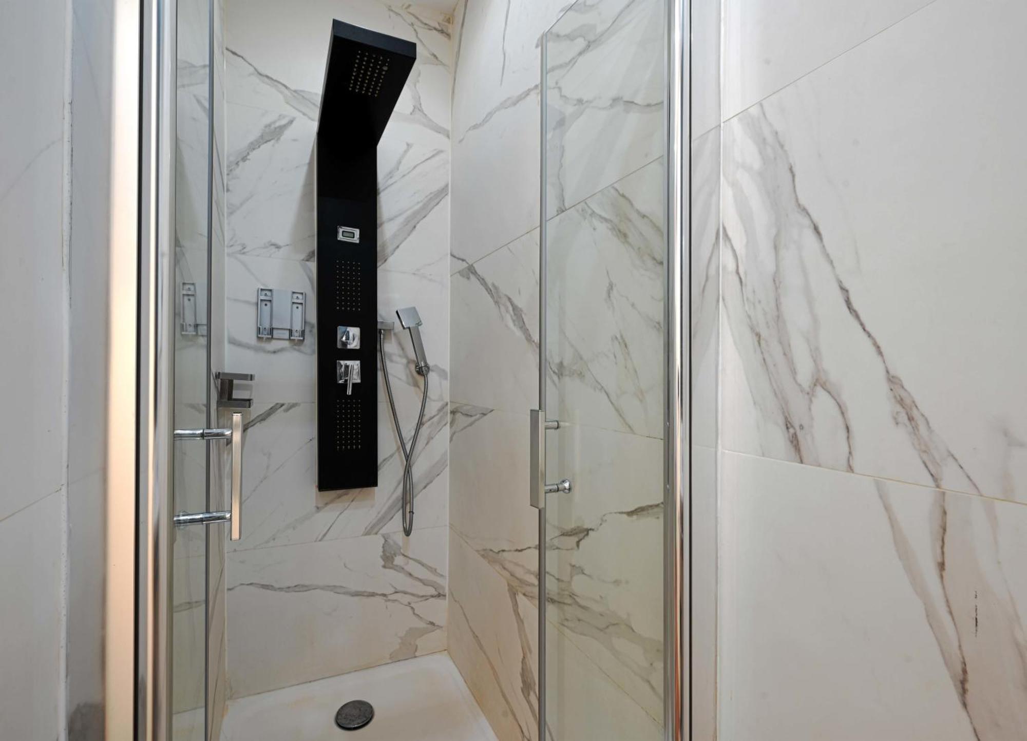 Fabulous Comfortable Studio With Updated Finishes And Design Next To Champ De Mars Appartamento Parigi