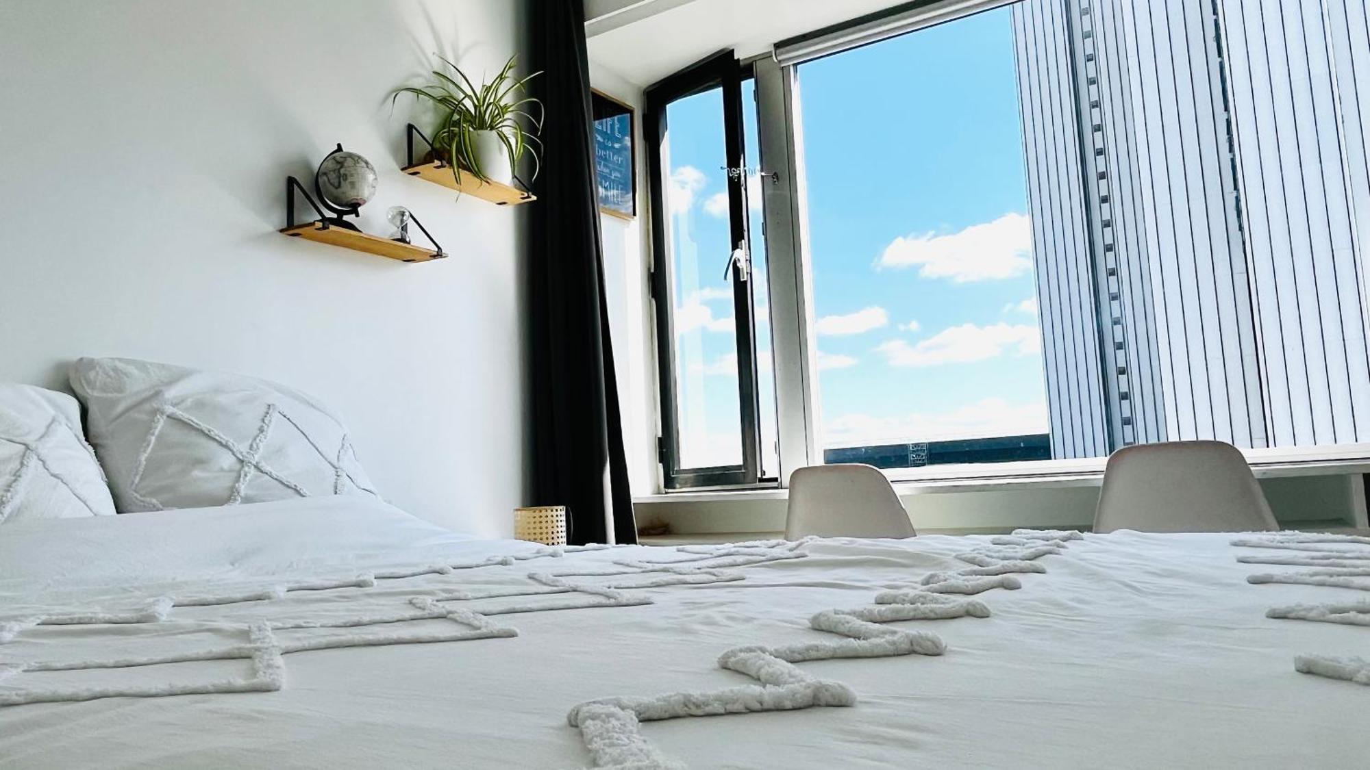 2 Private Bedrooms, Montparnasse Station *