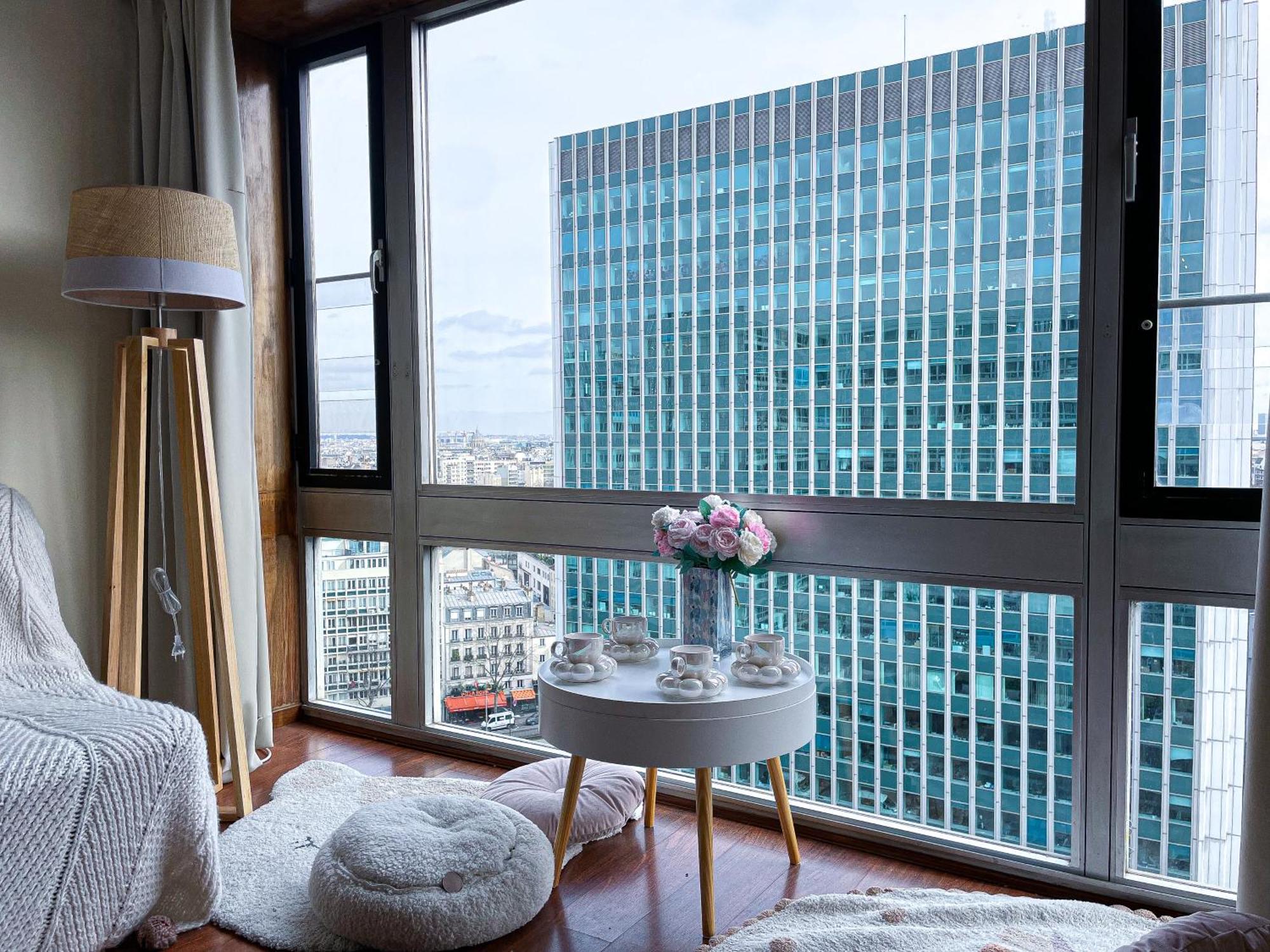 Sur Les Hauteurs De Montparnasse