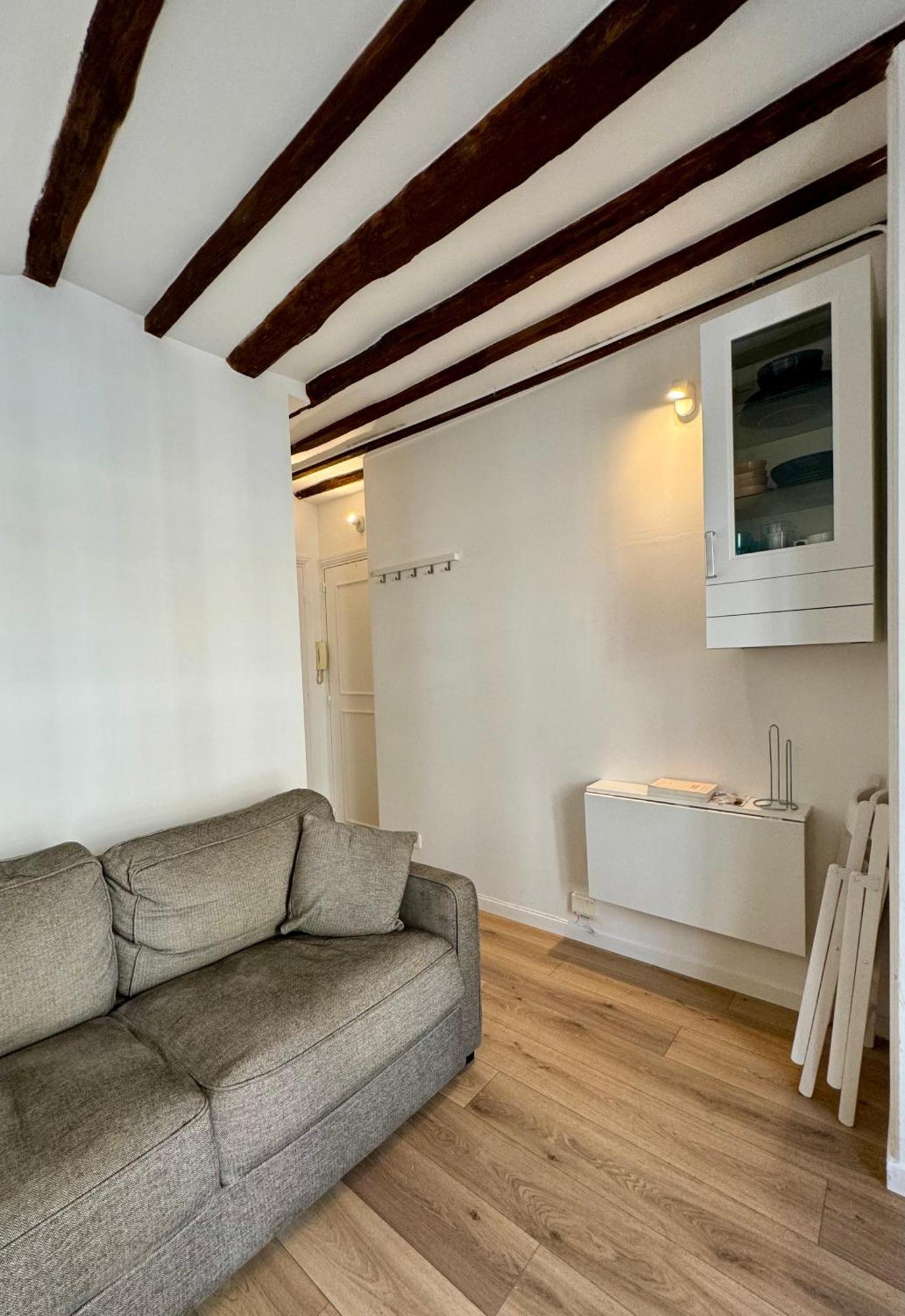 Cosy With Balcony Center - Sorbonne - Pantheon - Notre-dame