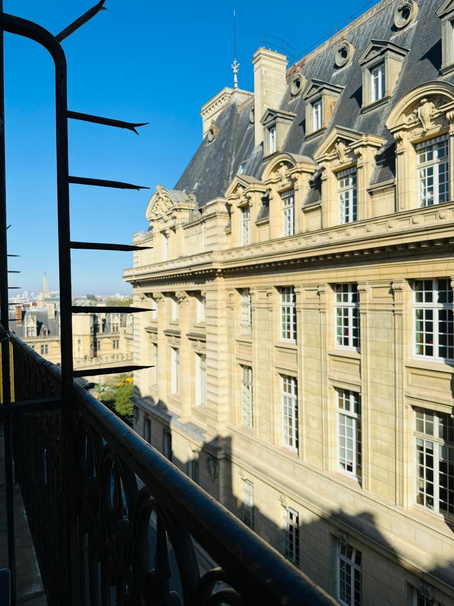 Cosy With Balcony Center - Sorbonne - Pantheon - Notre-dame Appartamento *