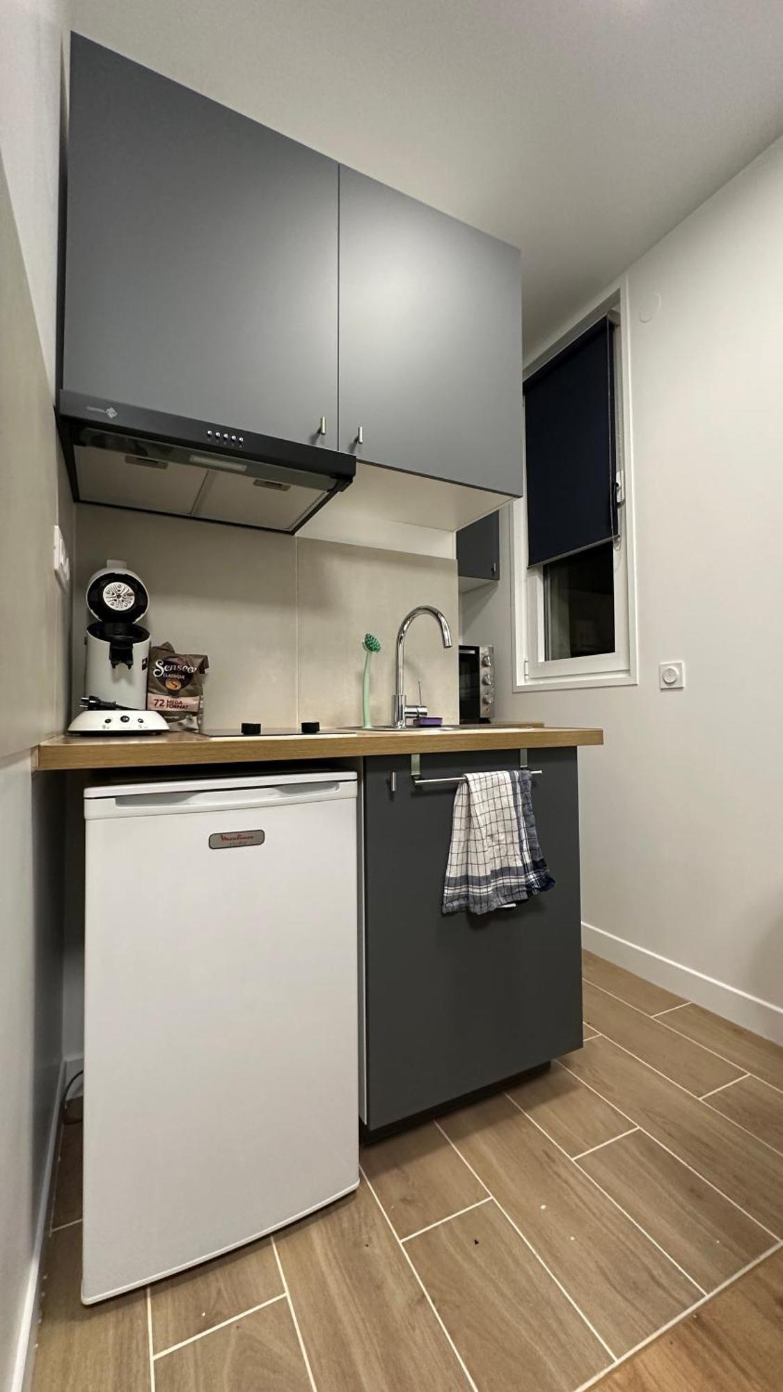 Lacharriere-logement Entier 38m2 Appartamento *