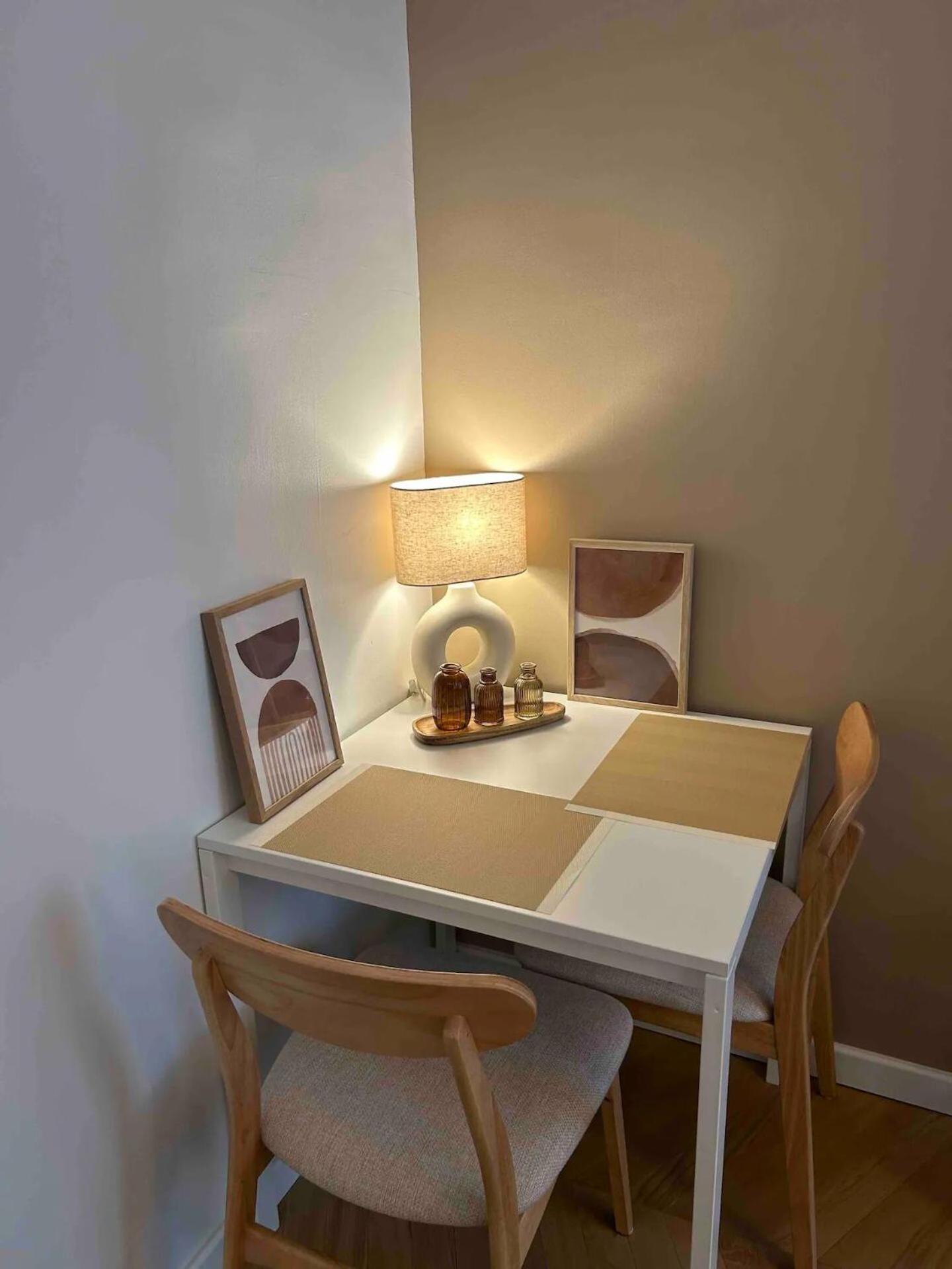 Cocooning & Cosy In Center 17 Apartment *