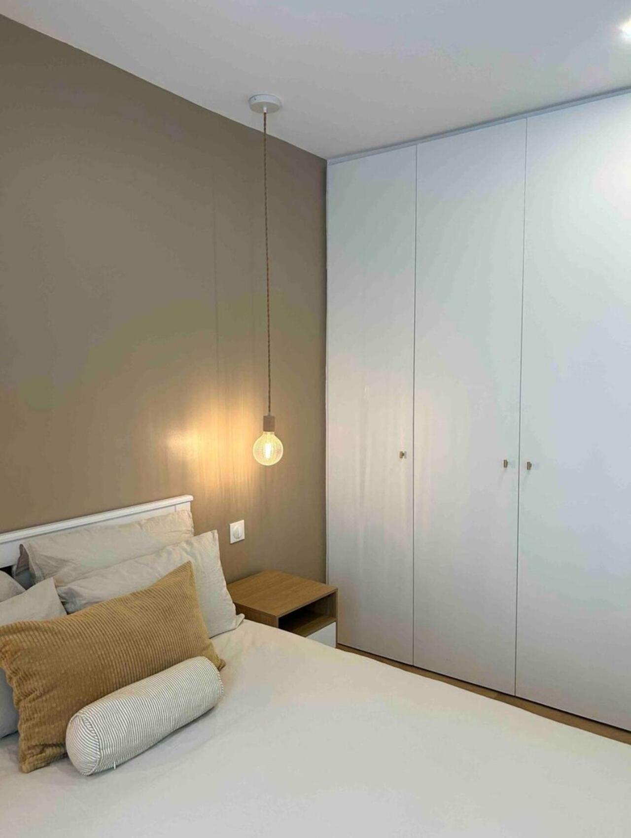 Cocooning & Cosy In Center 17 Apartment