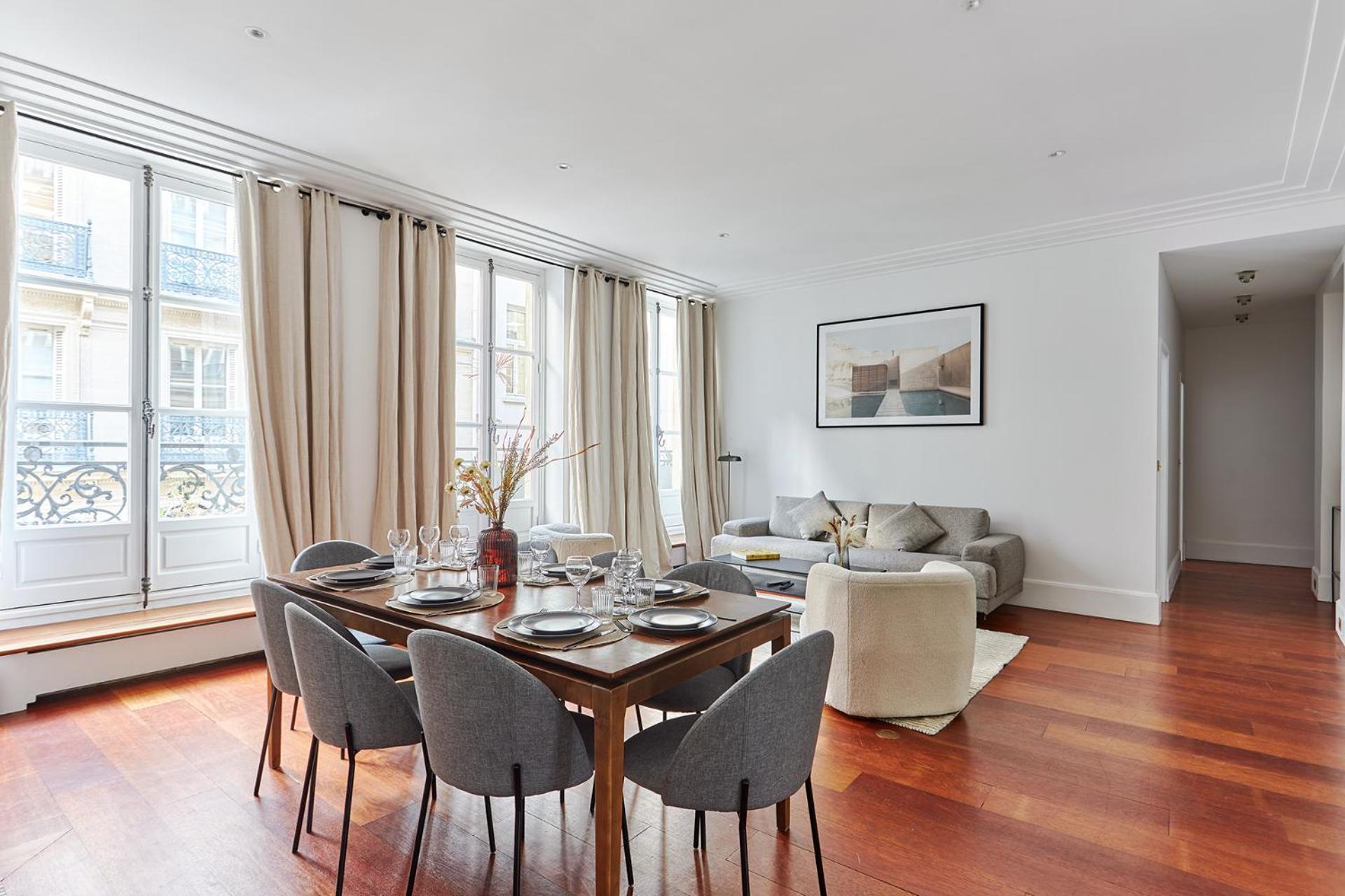 Louvre By Prestige Apartment *