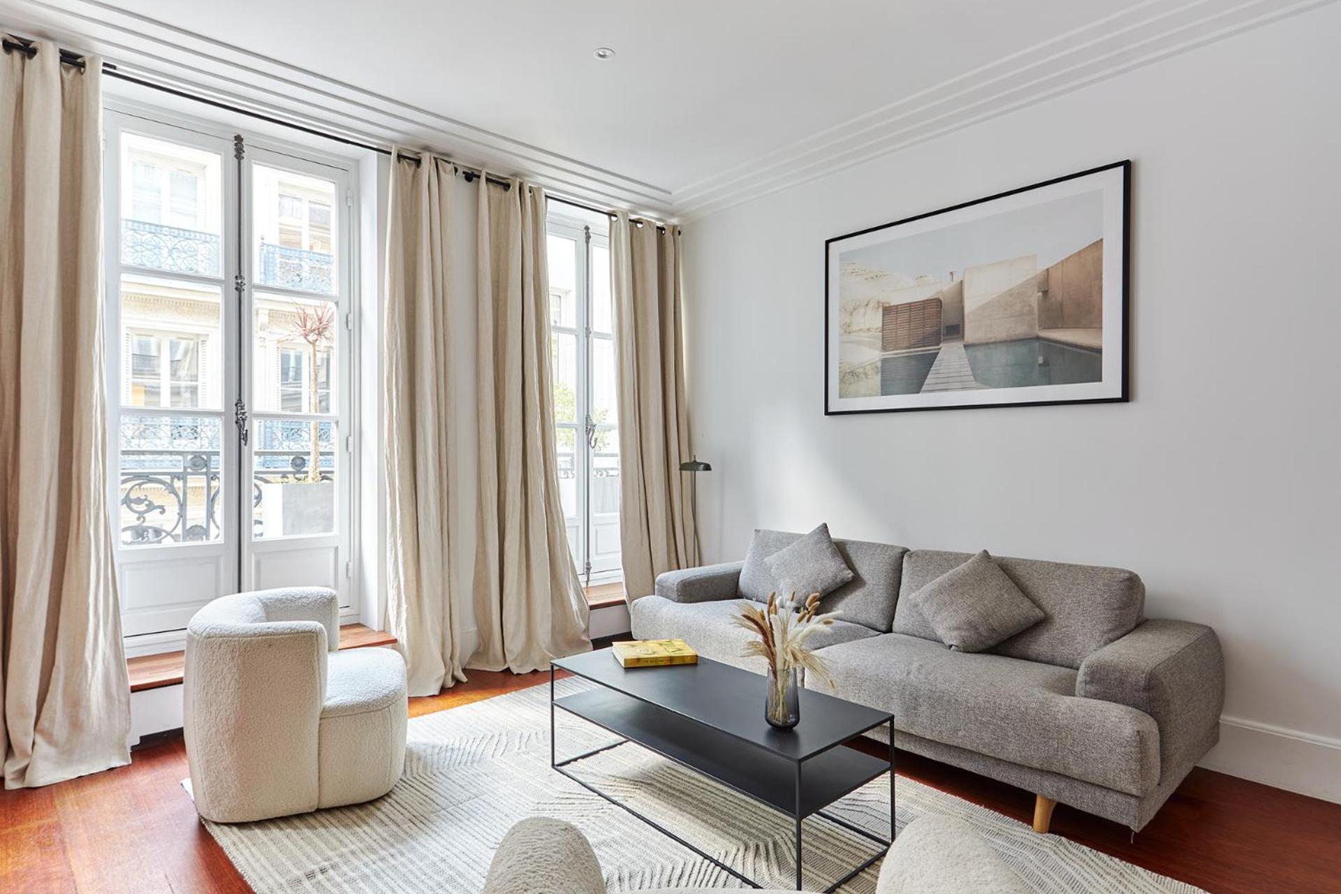 Louvre By Prestige Apartment