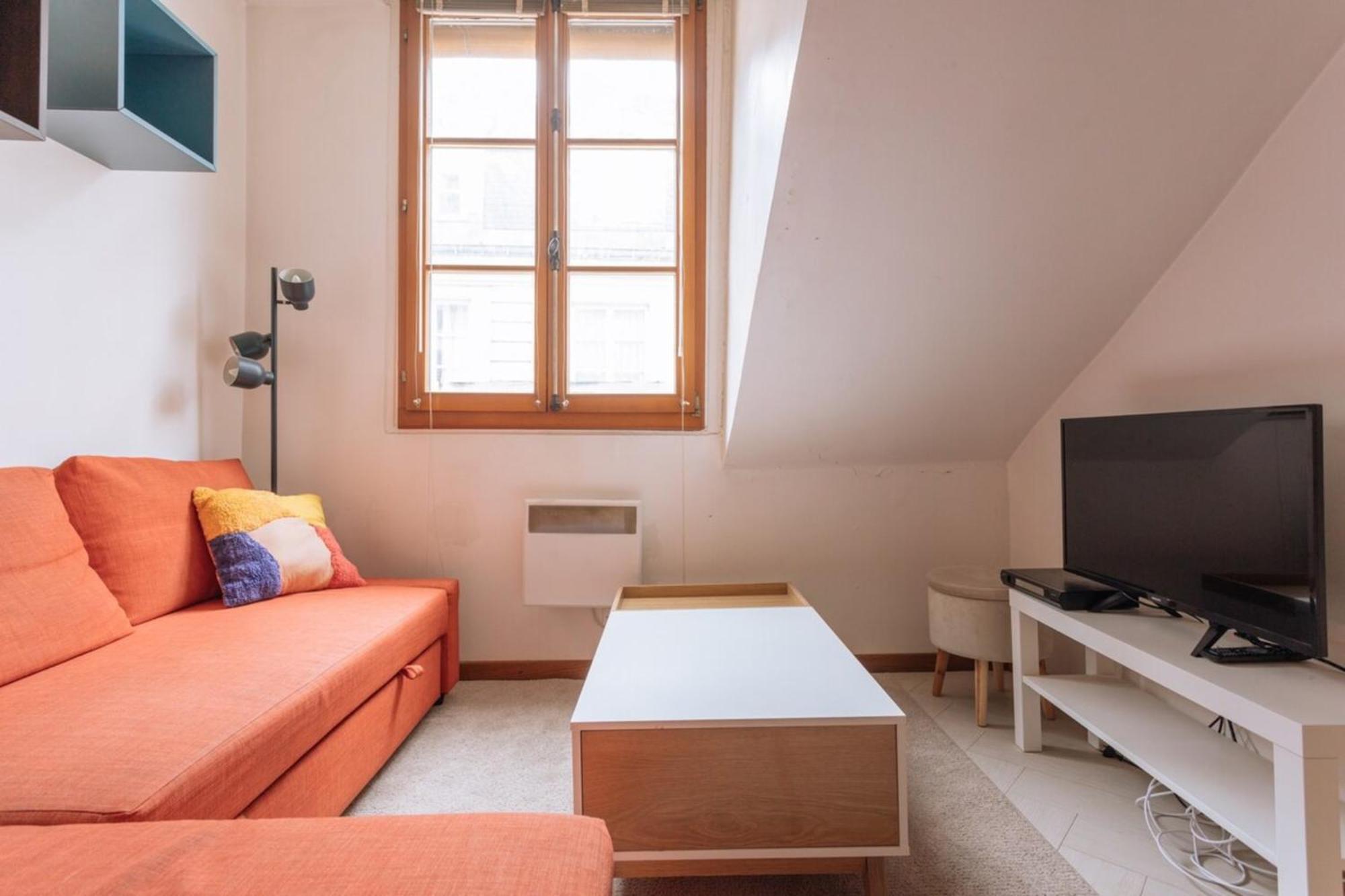 Vivid & Stylish 1bd Les Halles Paris! *