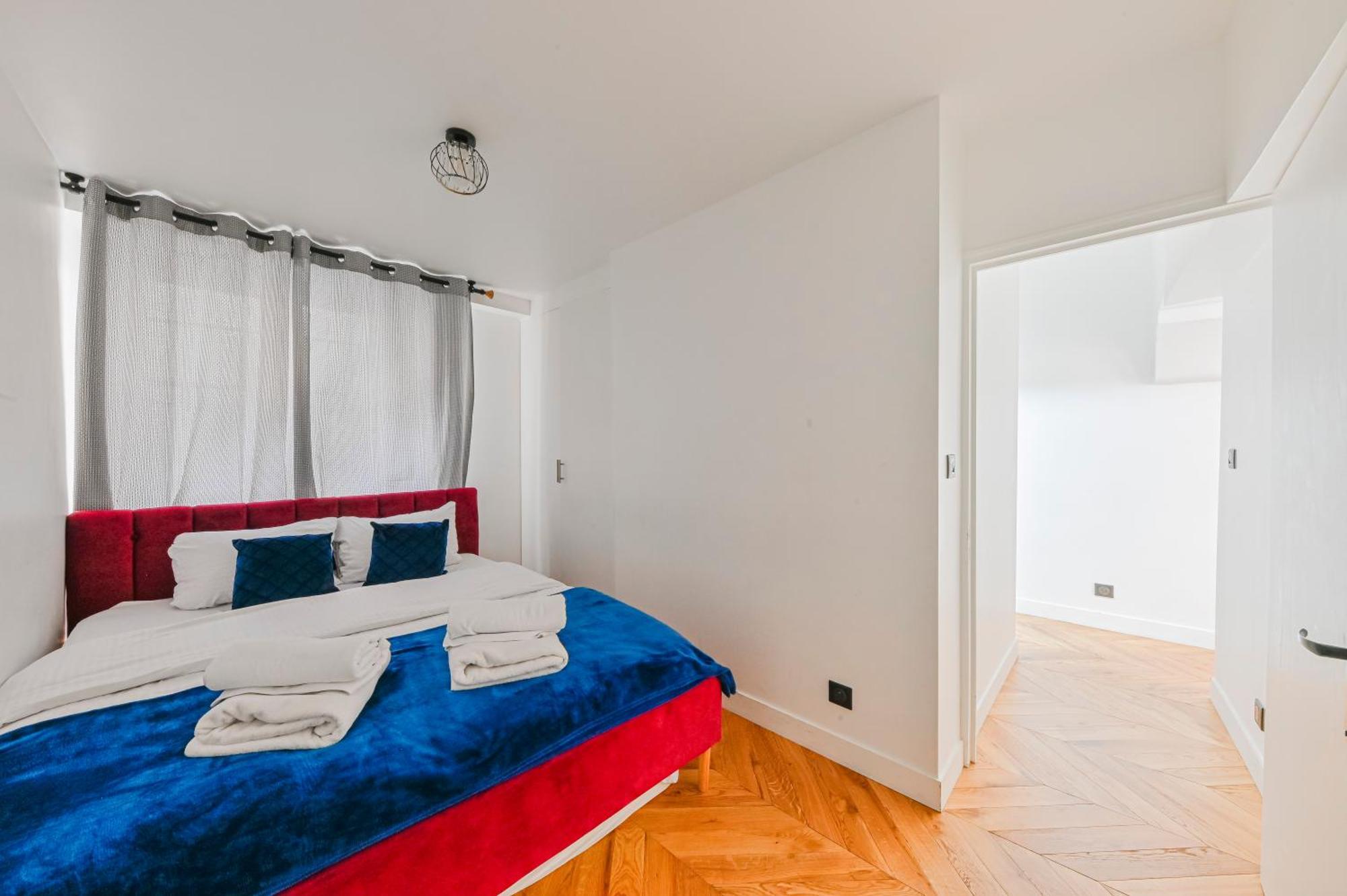 Pantheon Apartment *