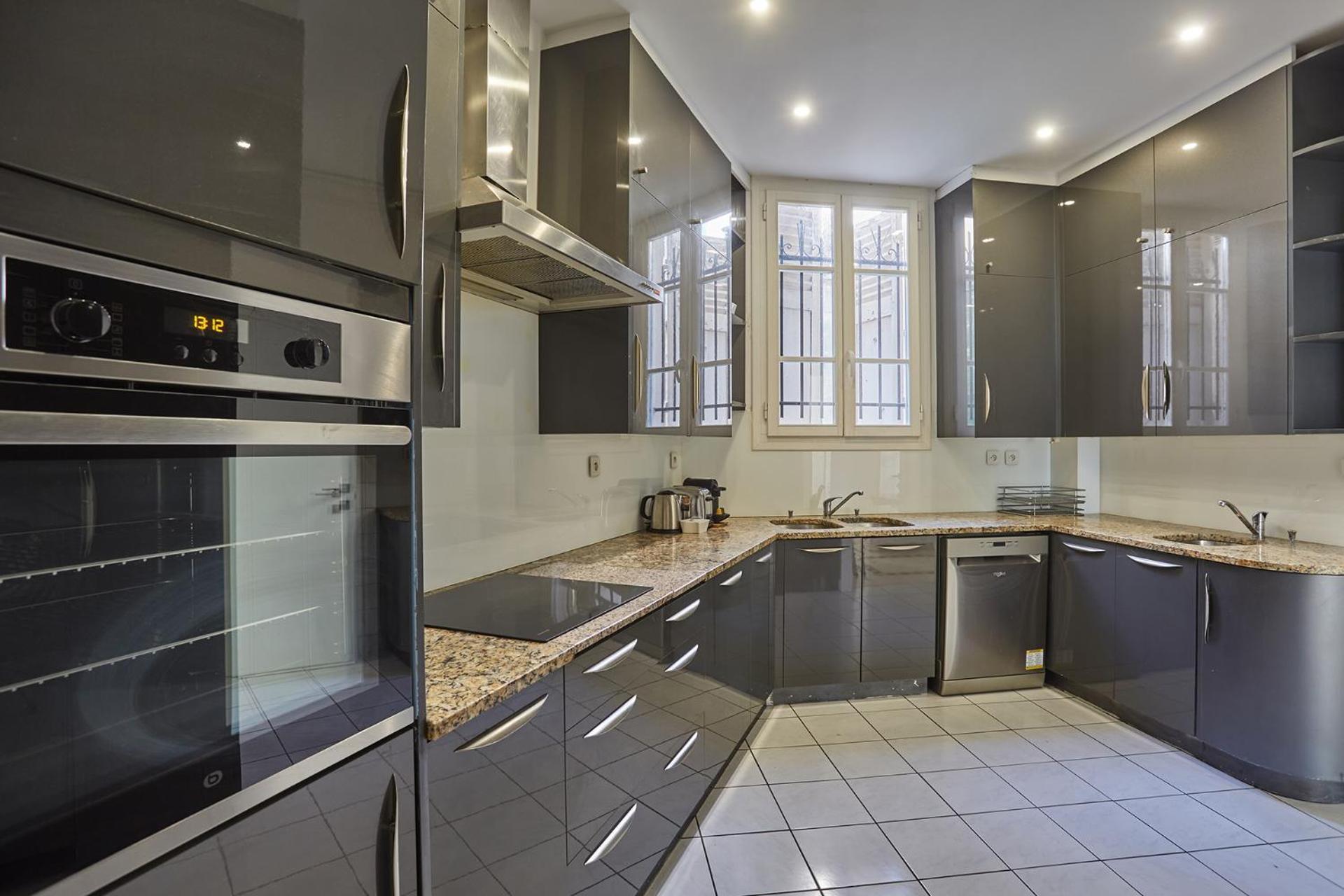 Appartamento Center Of Montmartre By Prestige Parigi