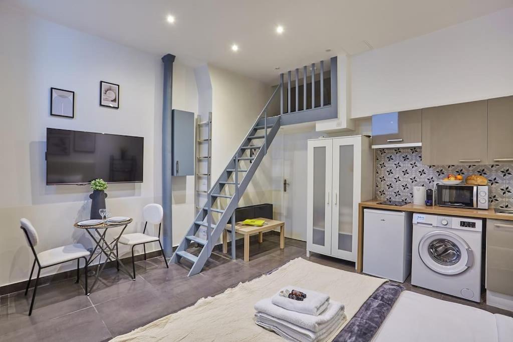 Center Of Montmartre By Prestige Appartamento