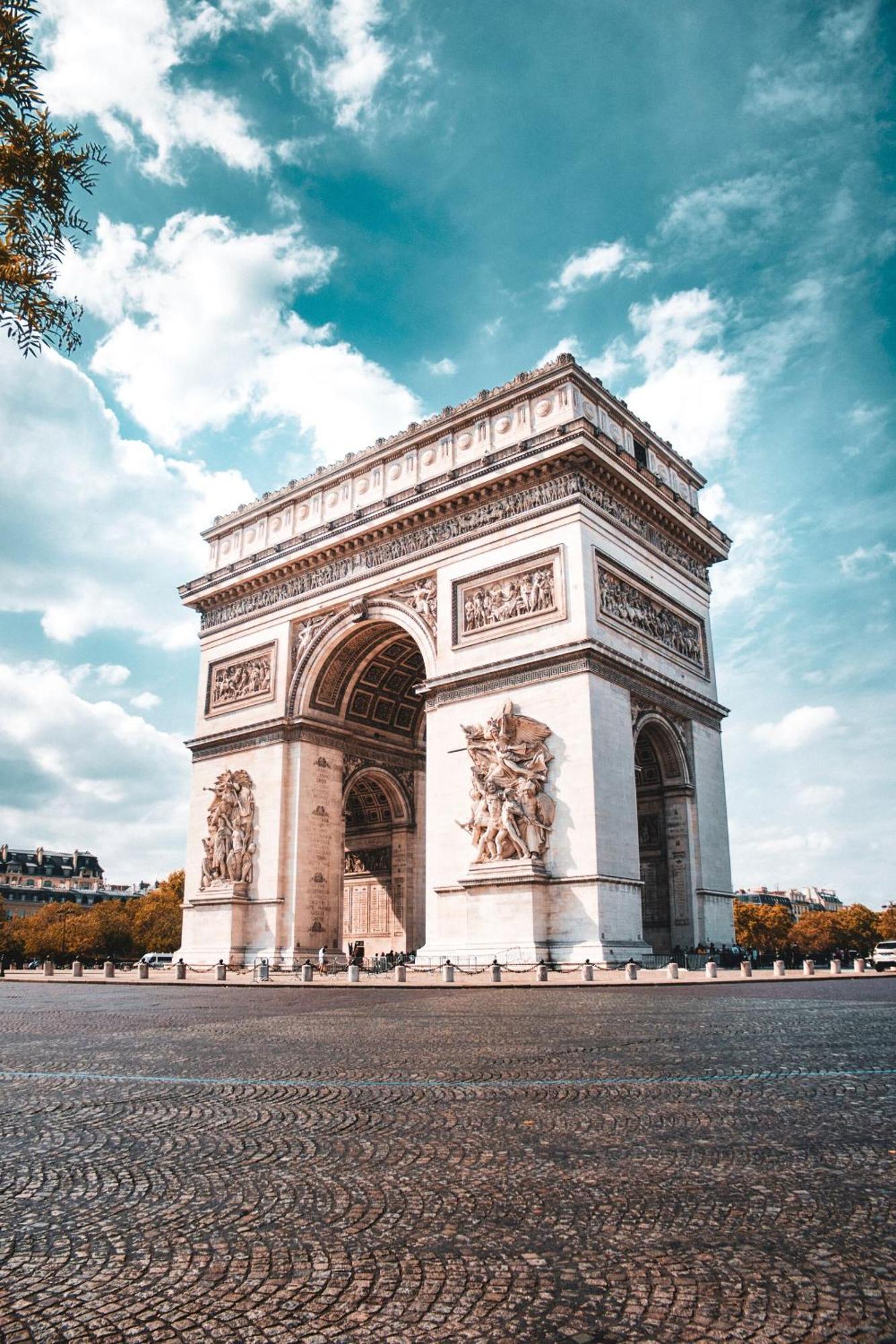 Arc De Triomphe Champs Elysees *