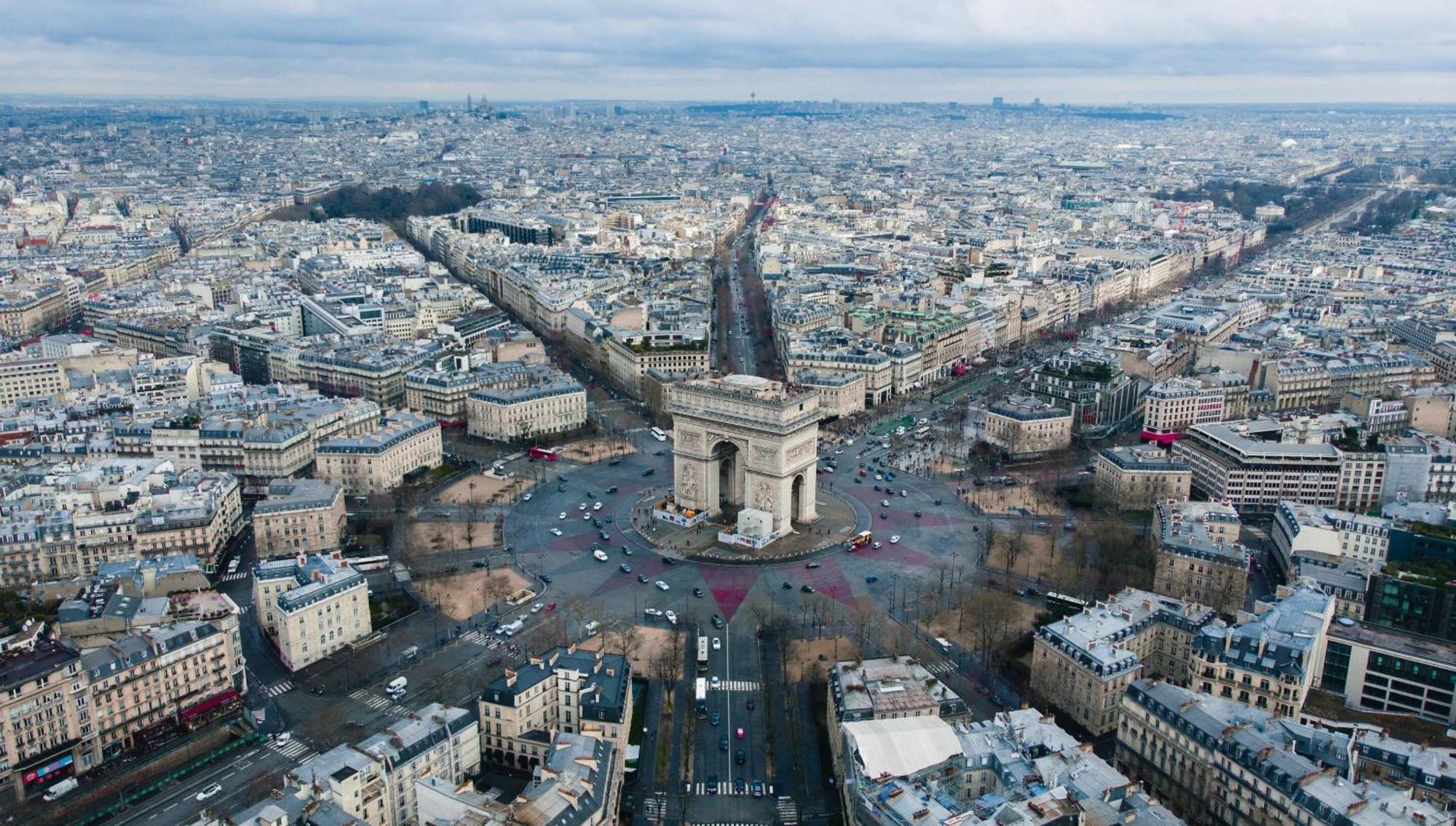 Arc De Triomphe Champs Elysees * Paris