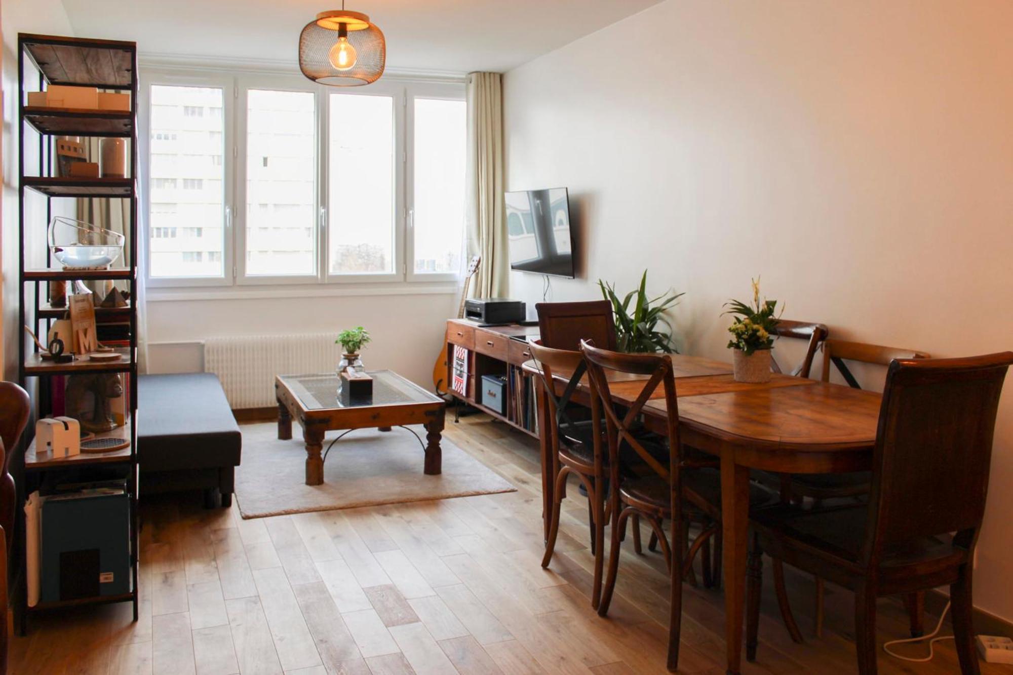 Apartment Bright Nest - View On The Top Of The Eiffel Tower *