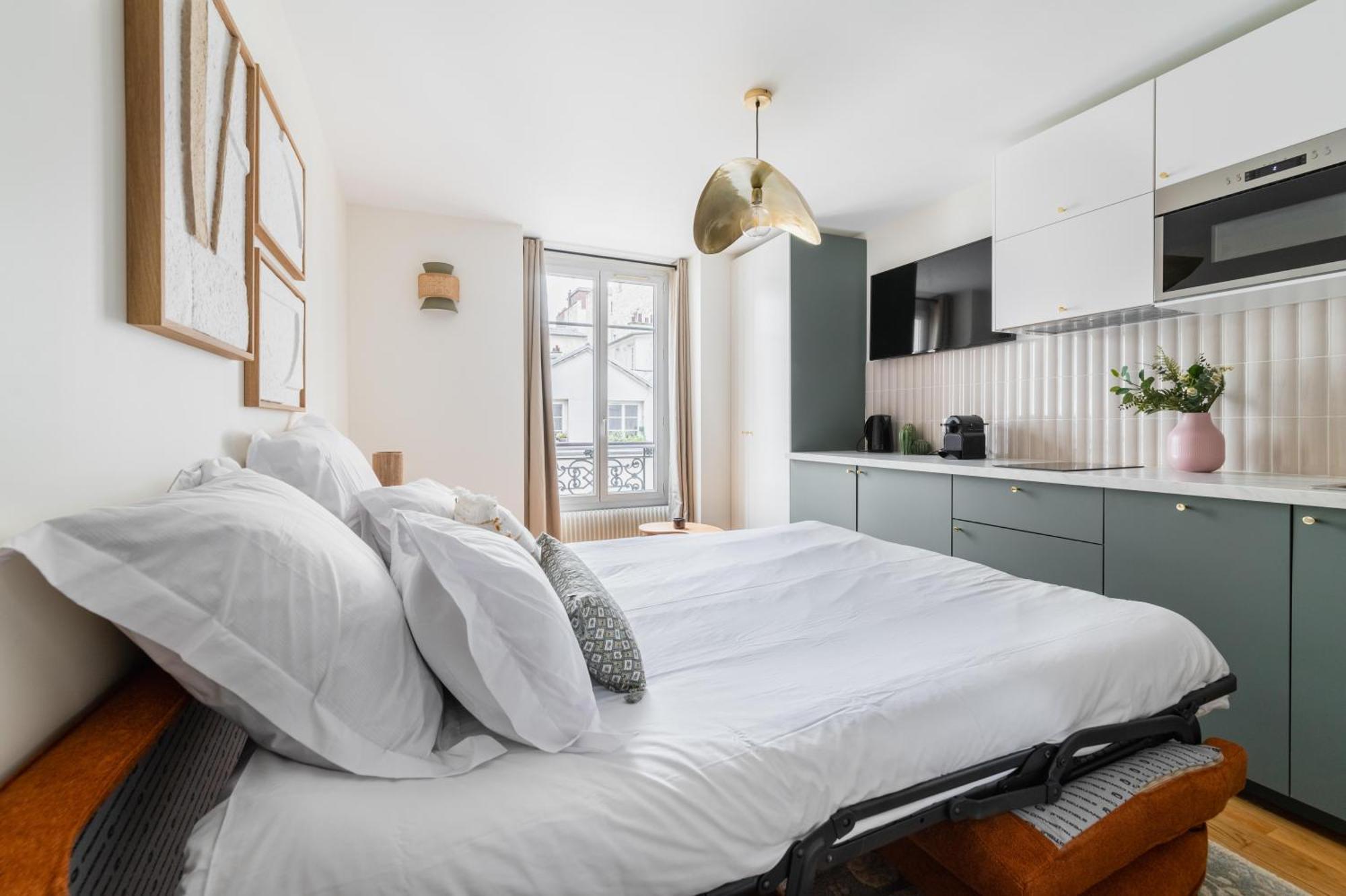 Brand New Luxury Flat In Parc Monceau - Batignolles Parigi