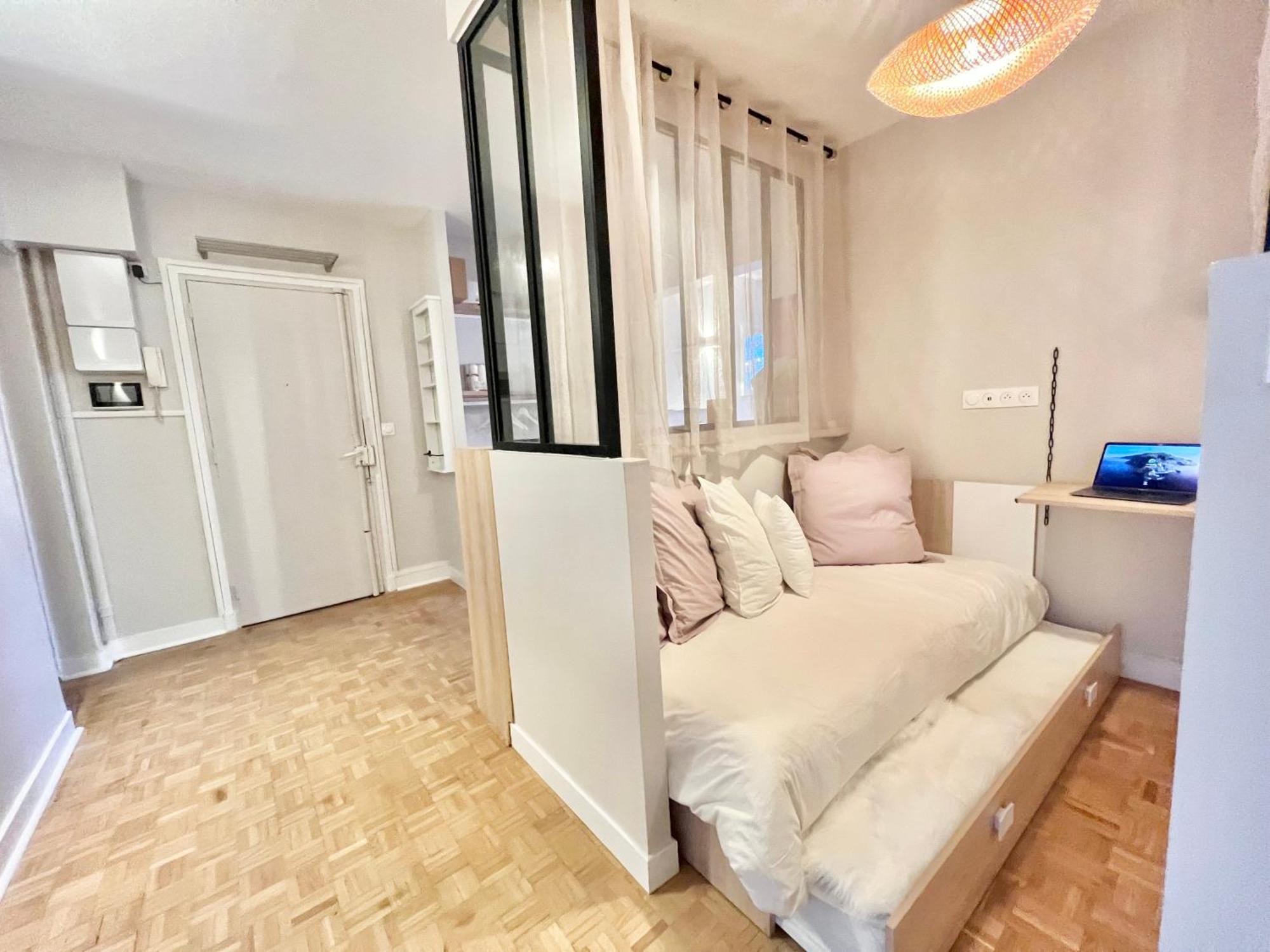 Apartment Parisnicostay - Cosy 4 Bedrooms Flat Seine River *