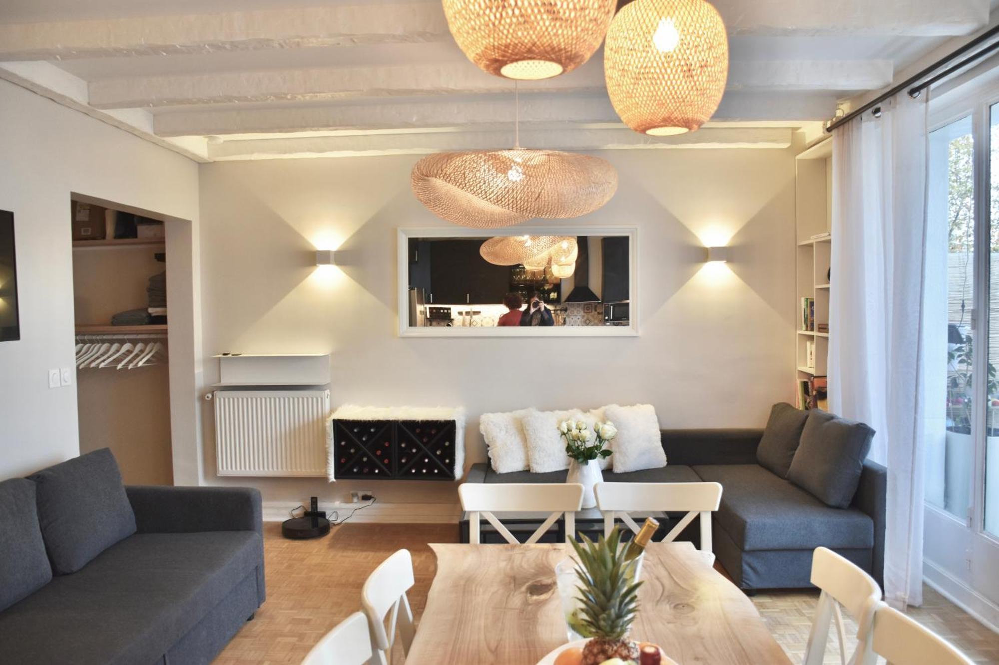 Apartment Parisnicostay - Cosy 4 Bedrooms Flat Seine River