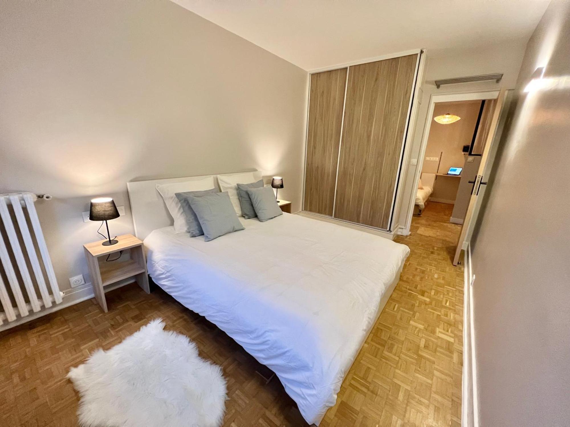 Parisnicostay - Cosy 4 Bedrooms Flat Seine River Apartment