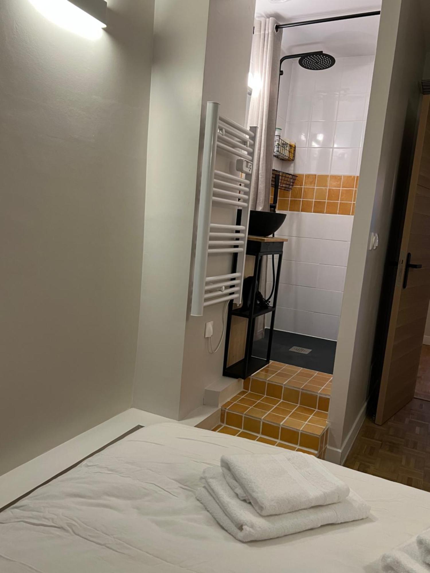 Apartment Parisnicostay - Cosy 4 Bedrooms Flat Seine River *