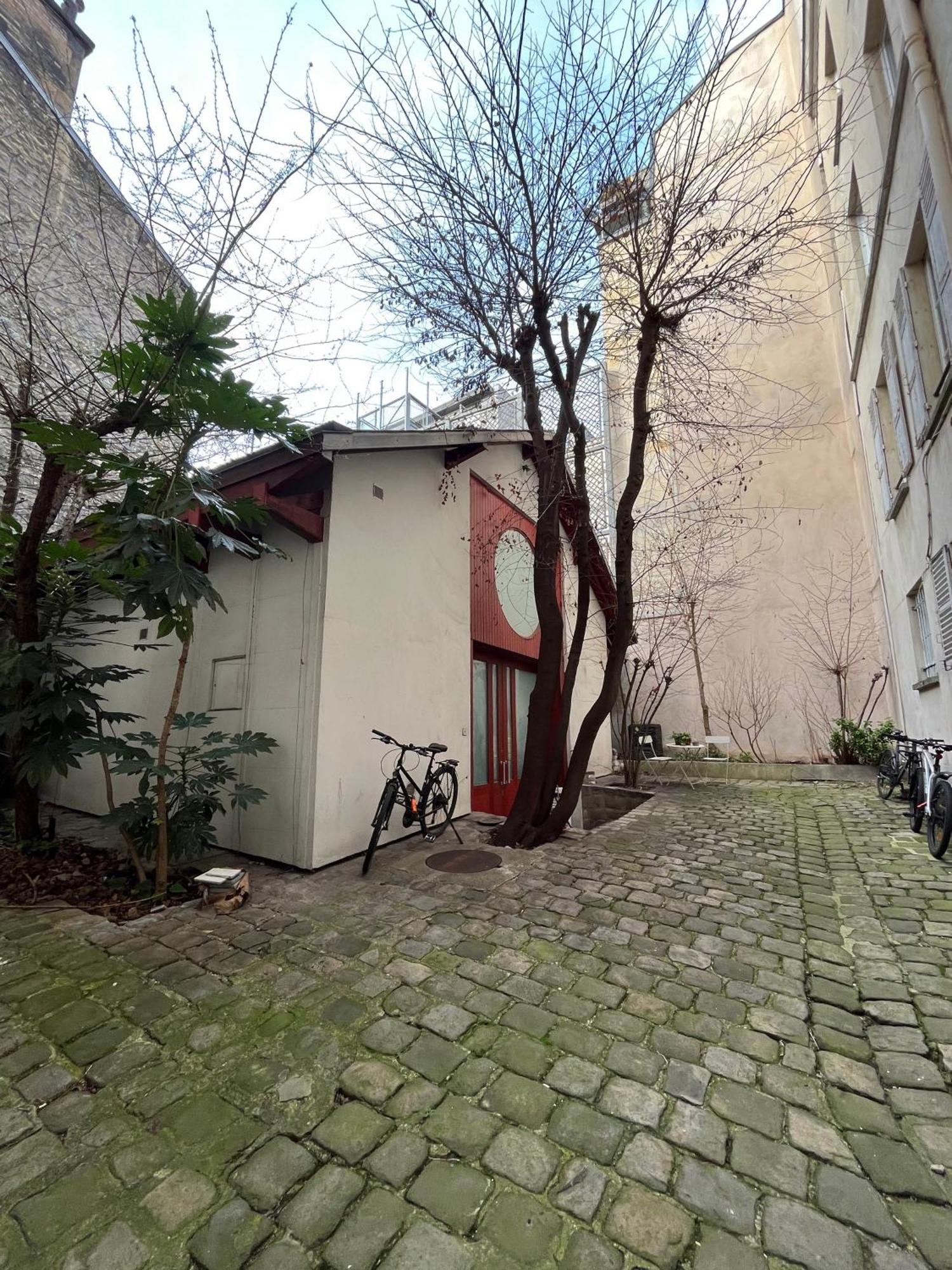 Beautiful Near Grands Boulevards Apartment