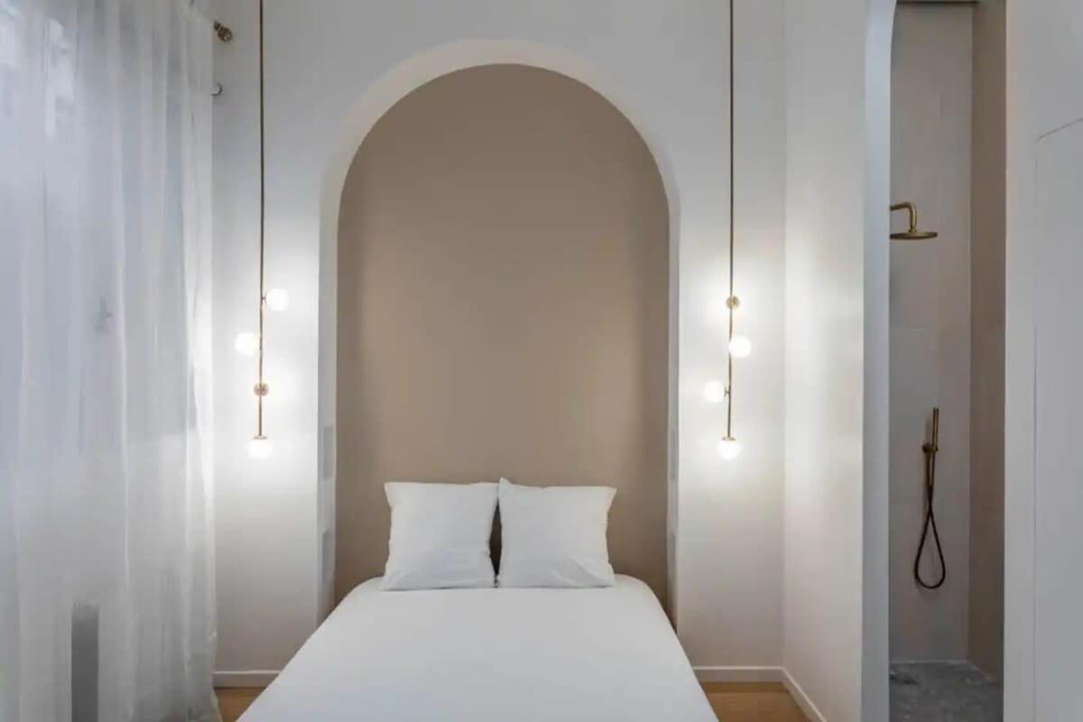 Tour Eiffel - Champ De Mars Exquisite 3bd 3bth *
