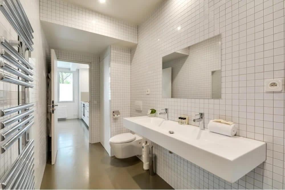 Modern And Eclectic 3bd Duplex In Le Marais! *