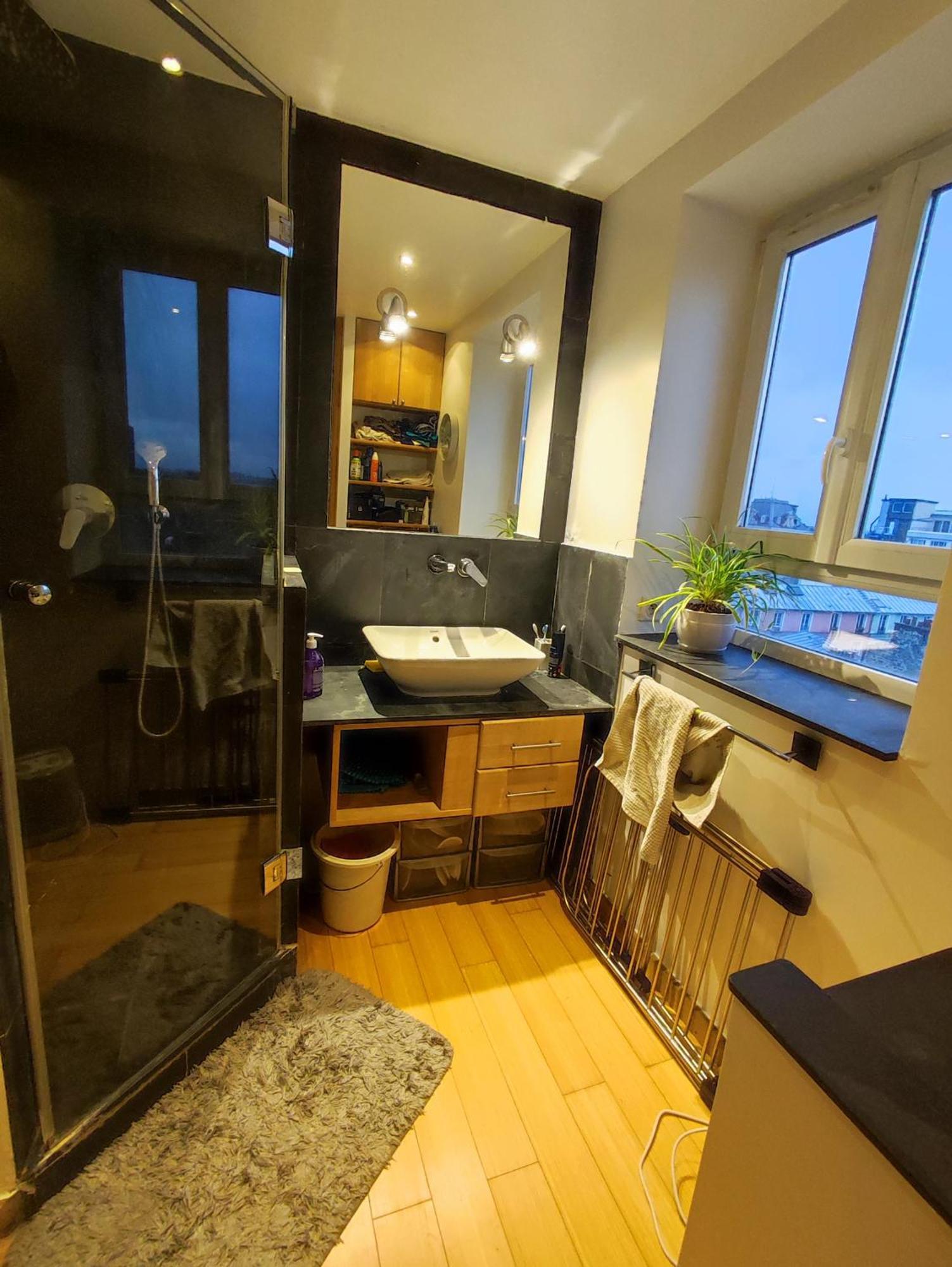 Amazing 70m2 Flat With Large Terrace And 2 Large Beds Appartamento Parigi