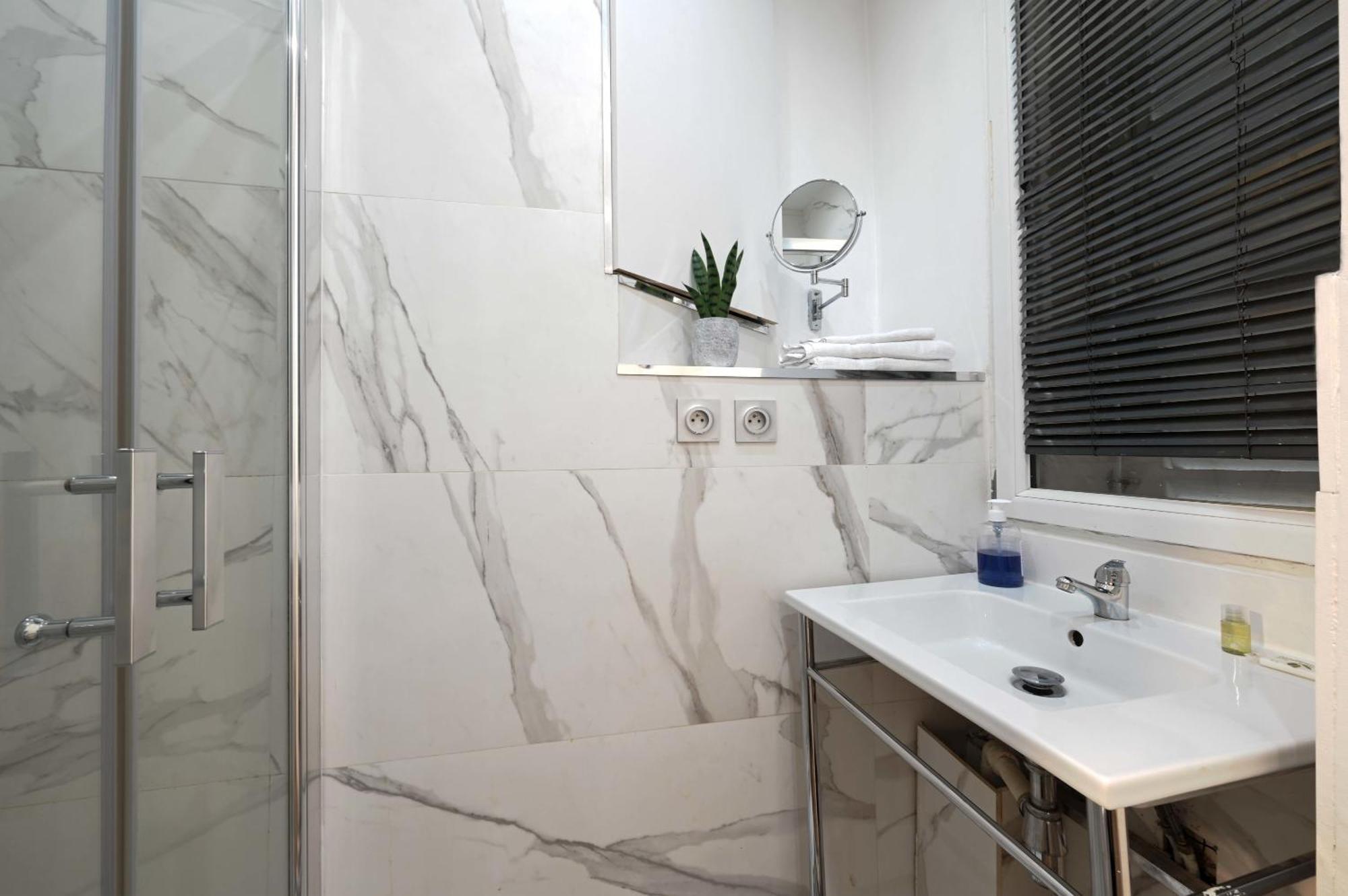 Appartamento Fabulous Comfortable Studio With Updated Finishes And Design Next To Champ De Mars