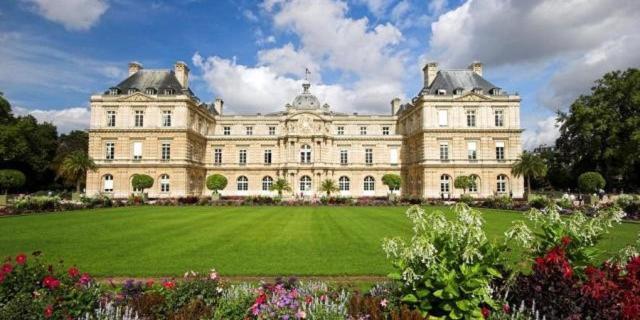 Exclusive Parisian Palace Parigi