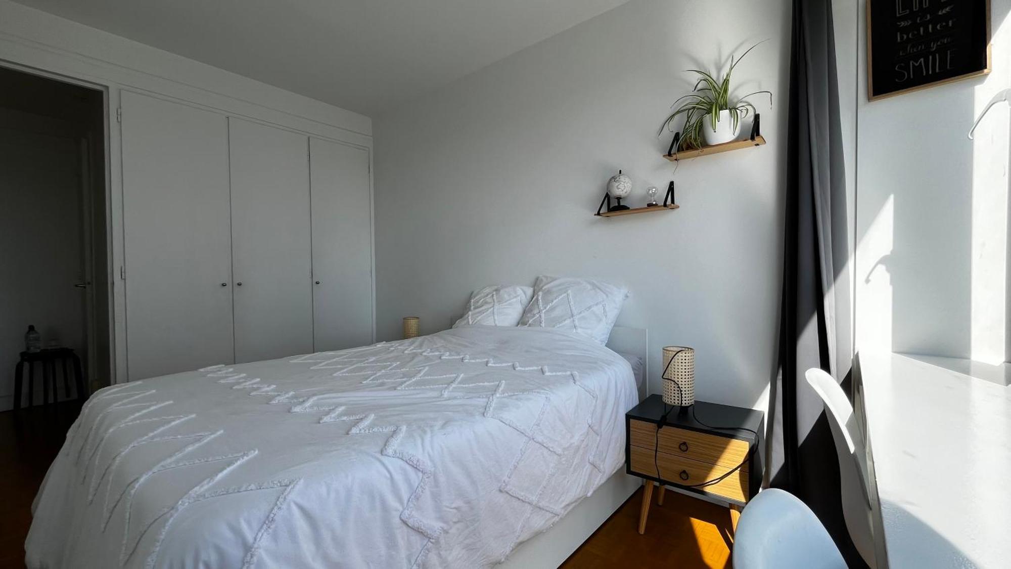 2 Private Bedrooms, Montparnasse Station Alloggio in famiglia