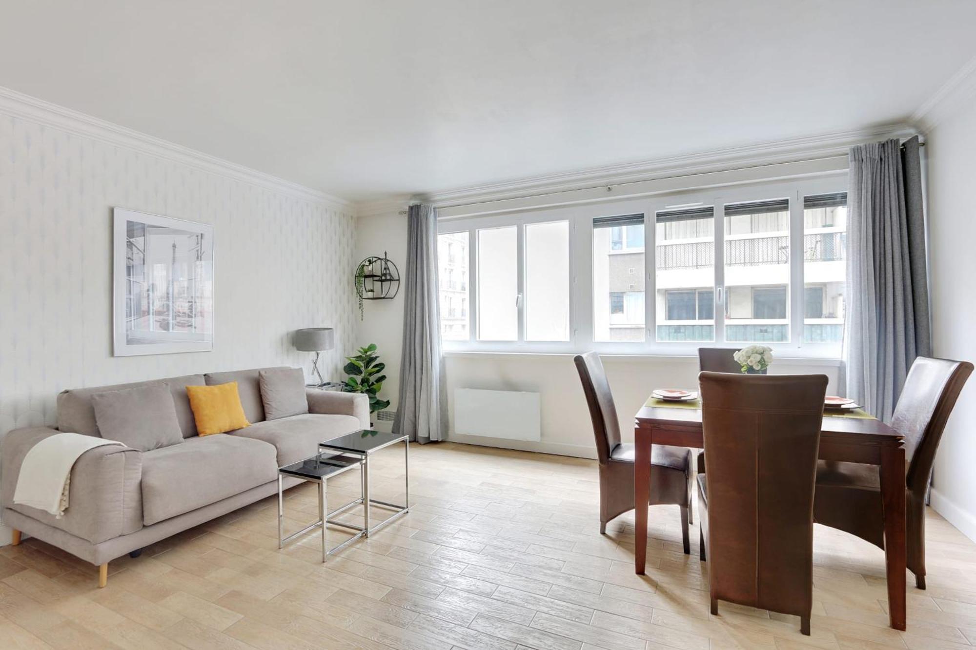 Apartment Bibliotheque Francois Mitterand - Beautiful Bright
