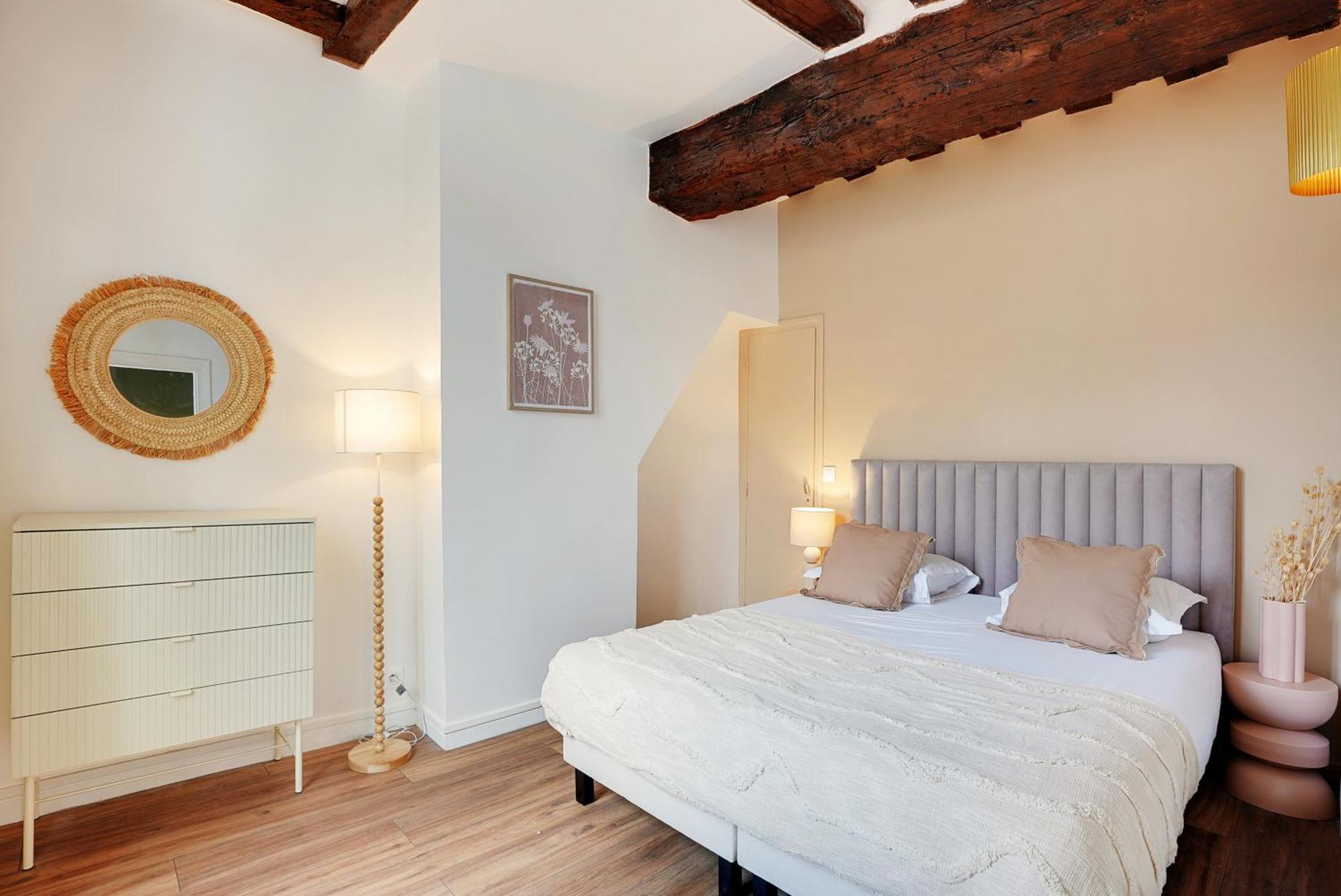 Bon Marche Apartment *