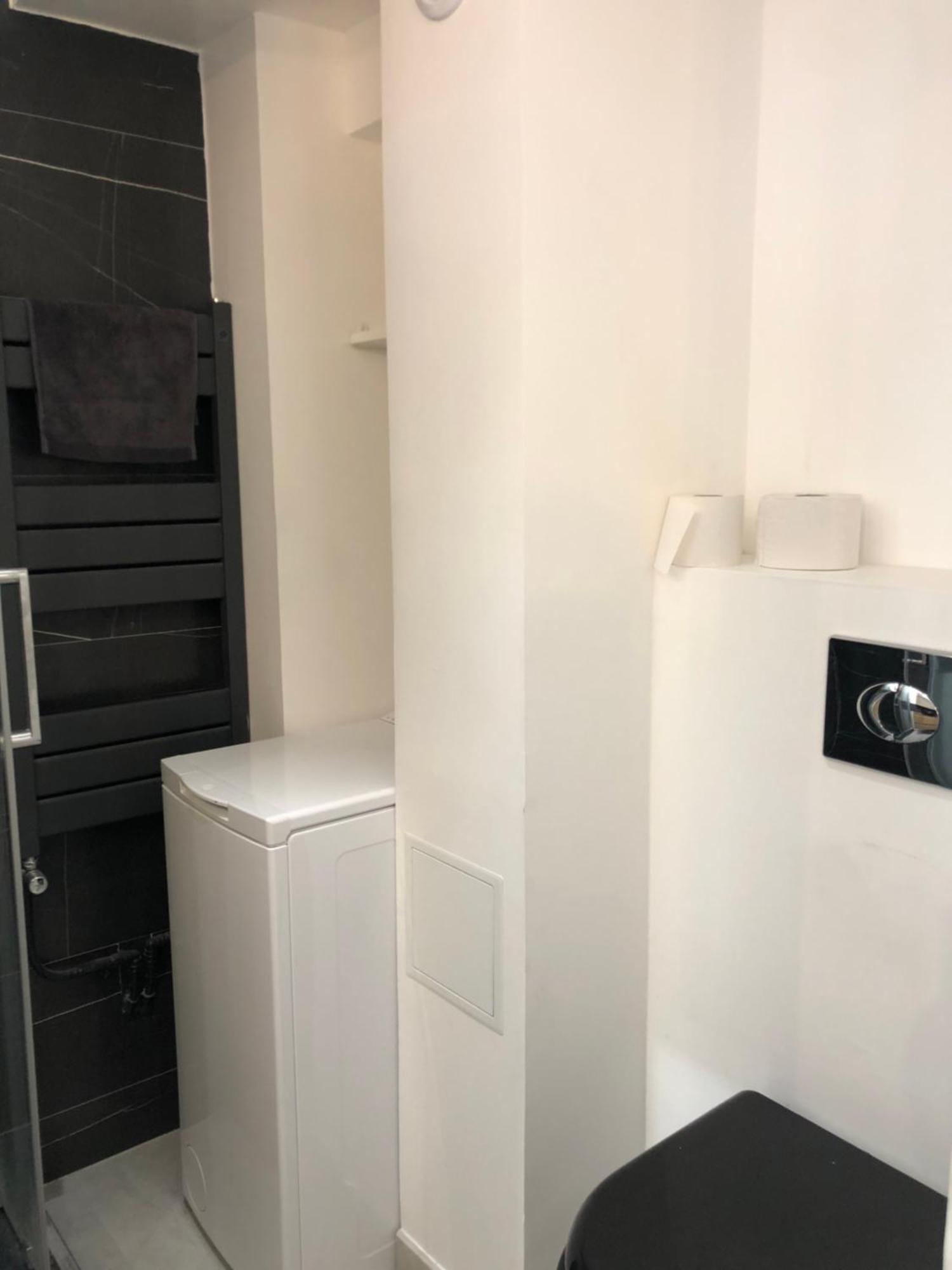 Studio 118 Rue Saint Charles 15 Apartment