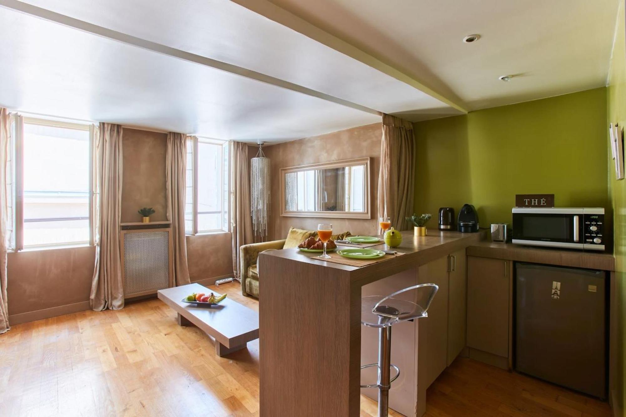Latin Apartment