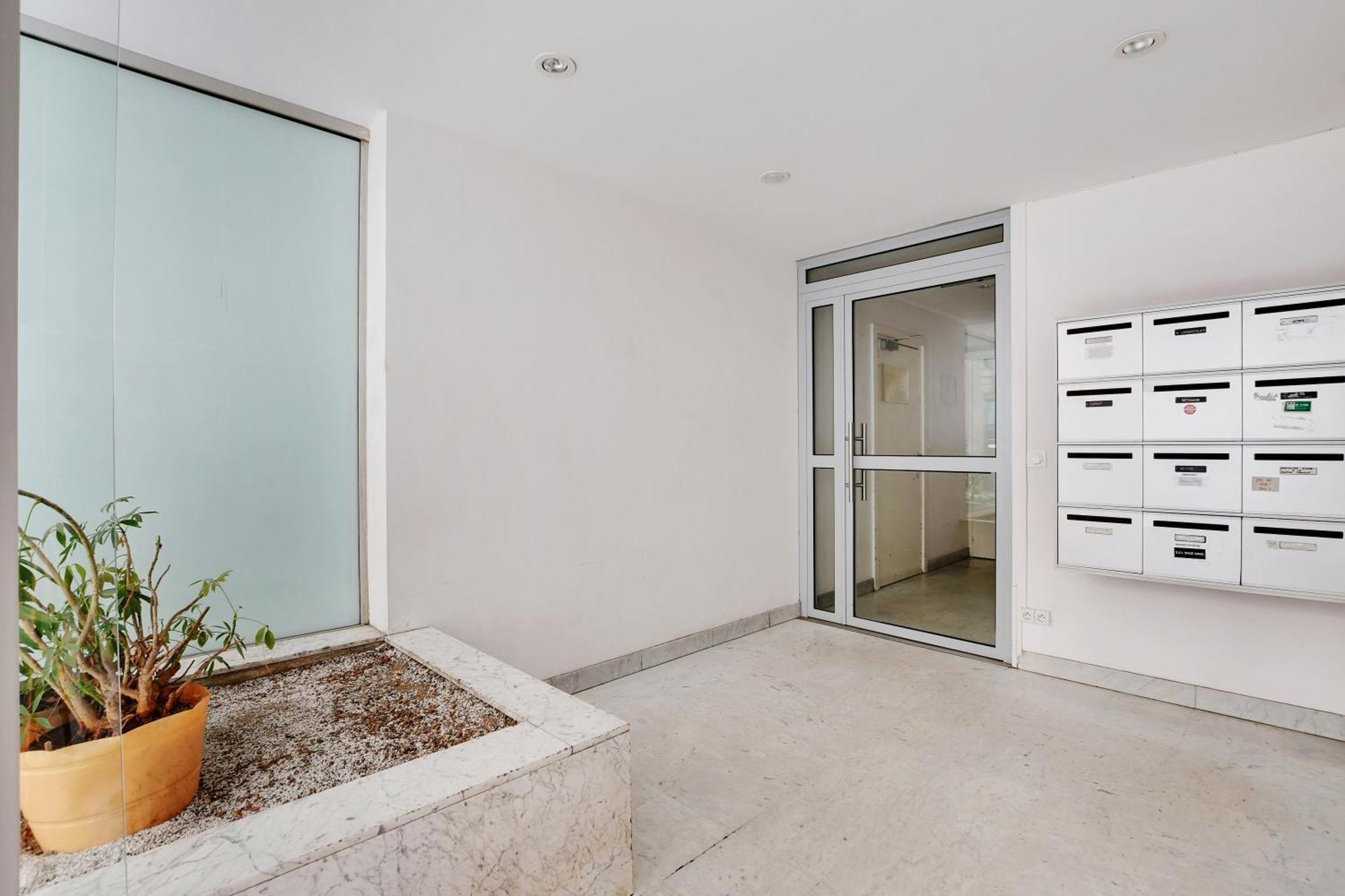 Alesia Apartment Paris