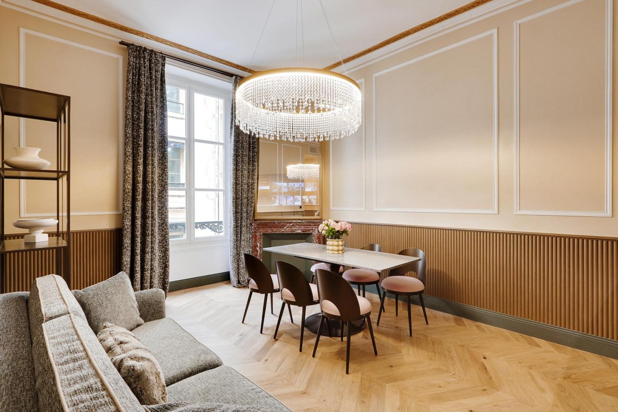Pick A Flat's In La Madeleine-opera - Rue De L'arcade Paris