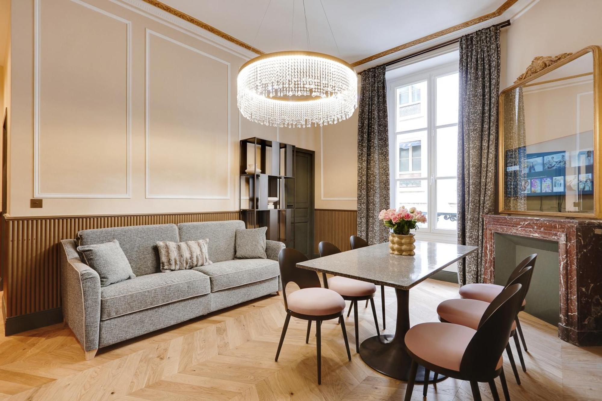 Pick A Flat's In La Madeleine-opera - Rue De L'arcade