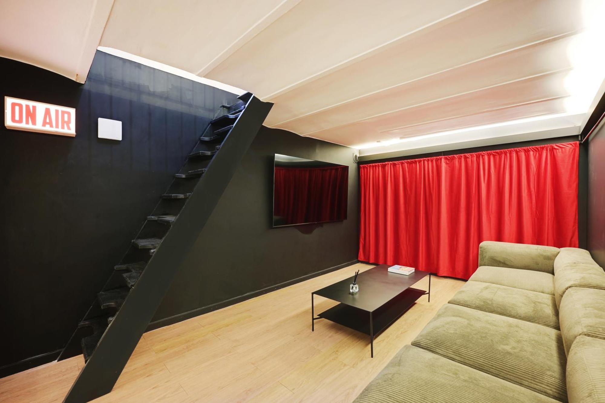 Charming Flat, Quartier Latin With A Private Cinema Apartment *