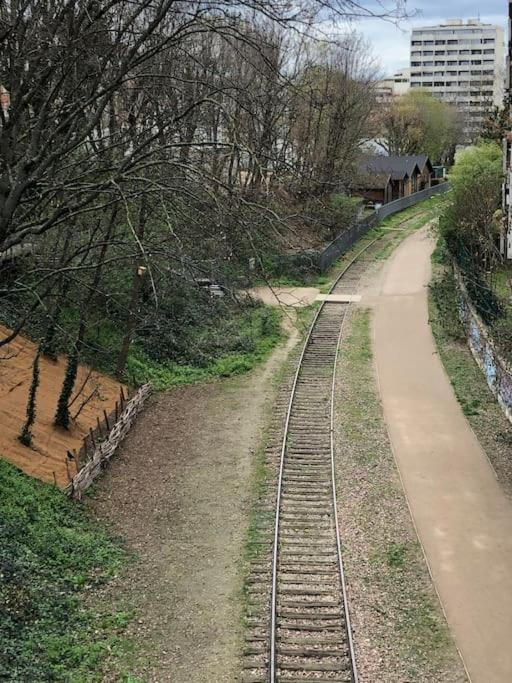 Parc Expo, Porte De Versailles, Tour Eiffel *