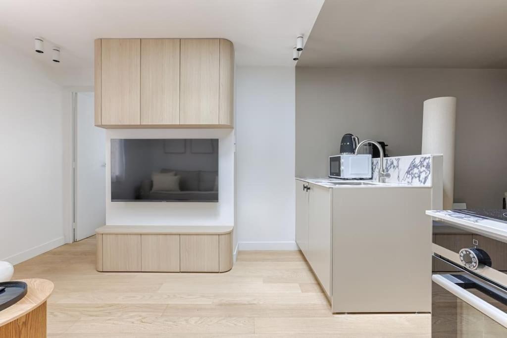 Mykeypers - Luxury Design Flat 2br/6p - Rue De Charonne ! * Paris